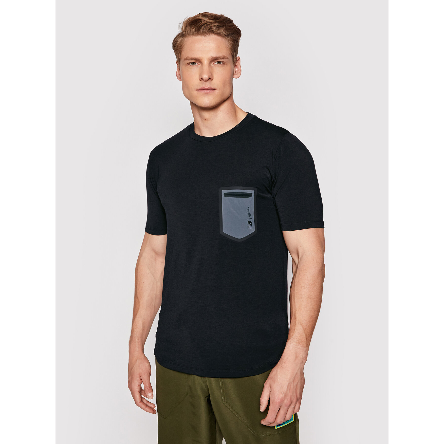 New Balance Marškinėliai MT03173 Juoda Regular Fit