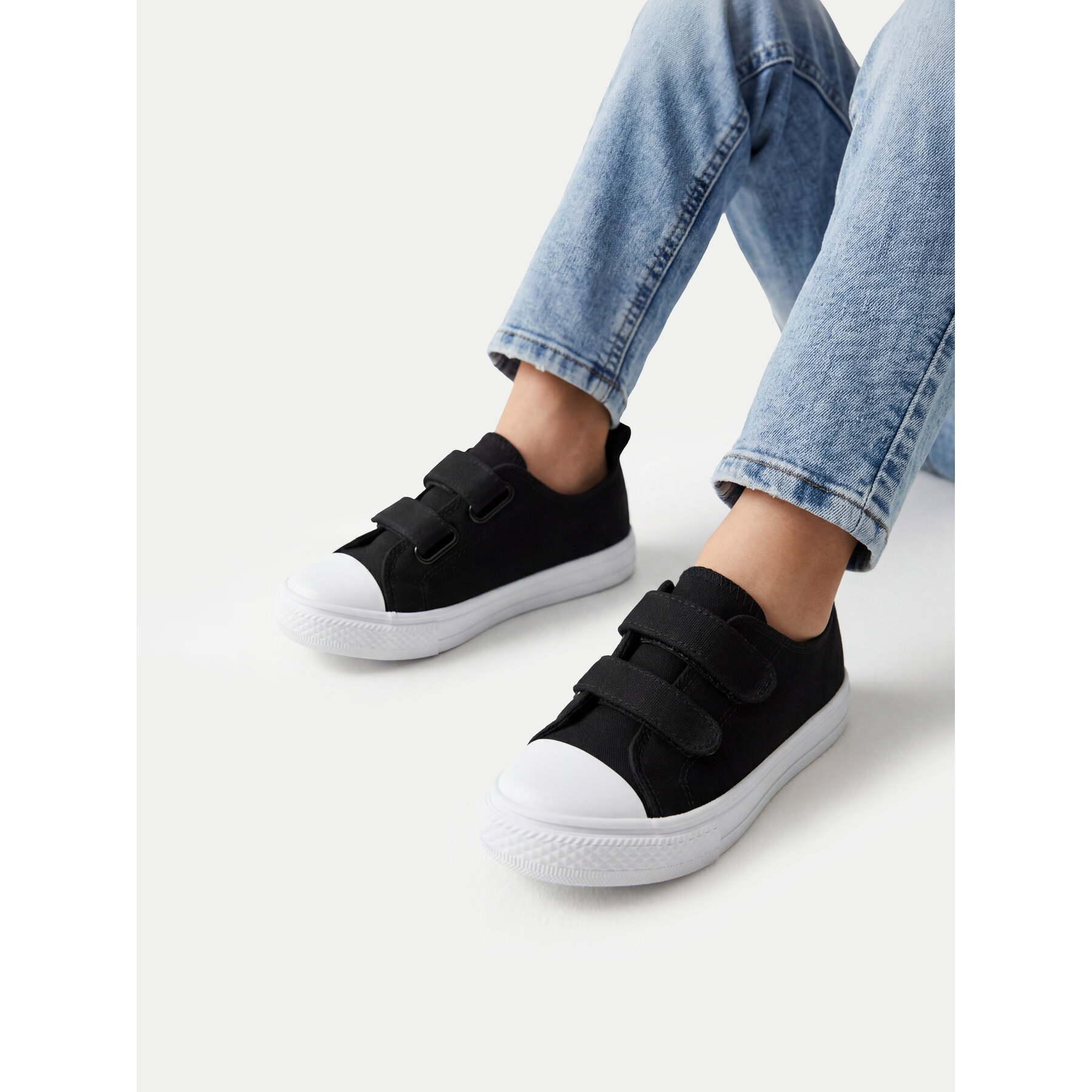 Kedas Sprandi CEO-CSS20532-01 Melns