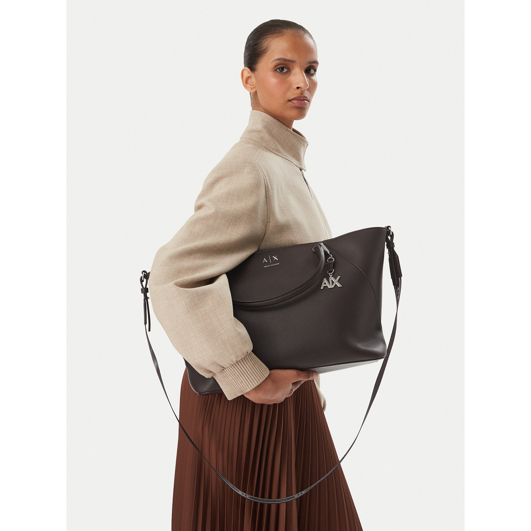 Geantă Armani Exchange XW003142 AF26569 U6032 Maro închis