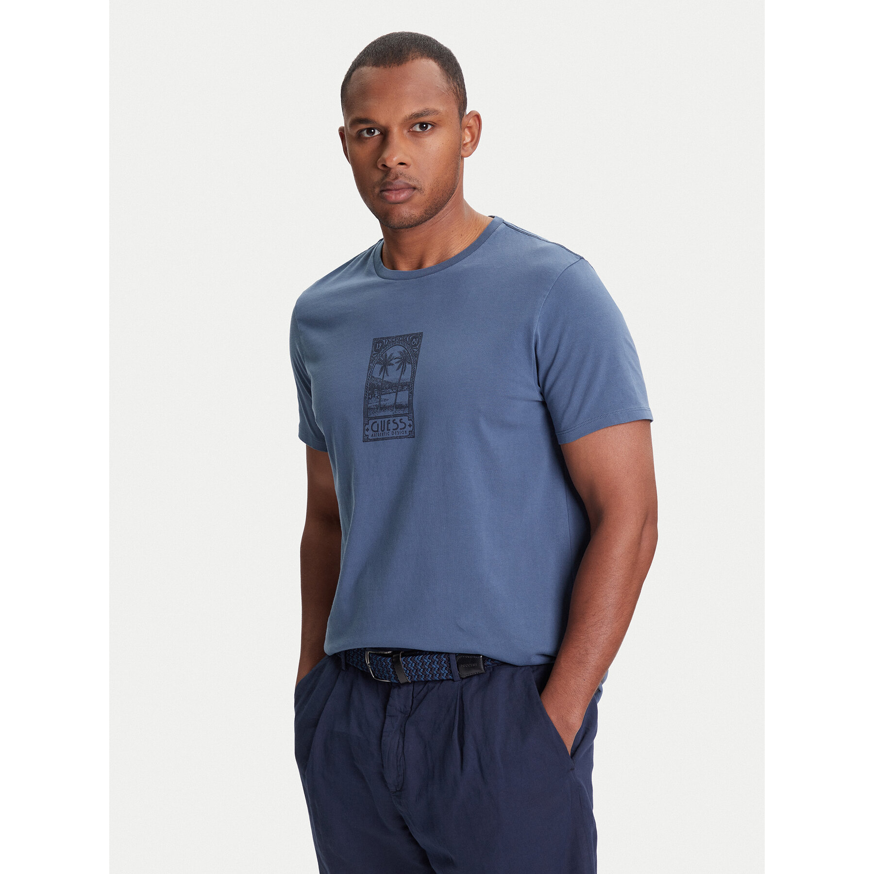 Guess T-Shirt M5YI67 KBW41 Blau Regular Fit