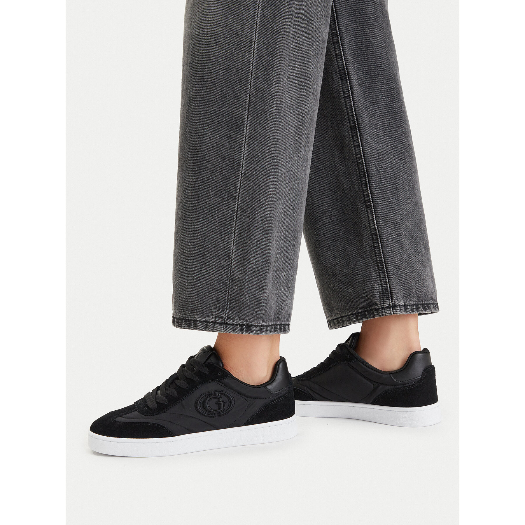 Superge Guess FLTJAC LEA12 Črna