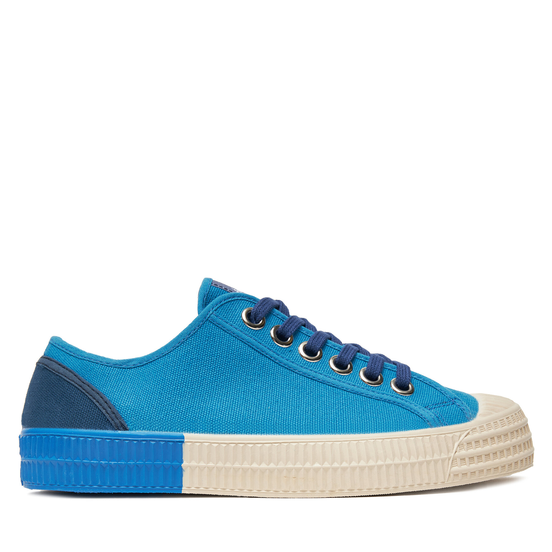 Sneakers aus Stoff Novesta