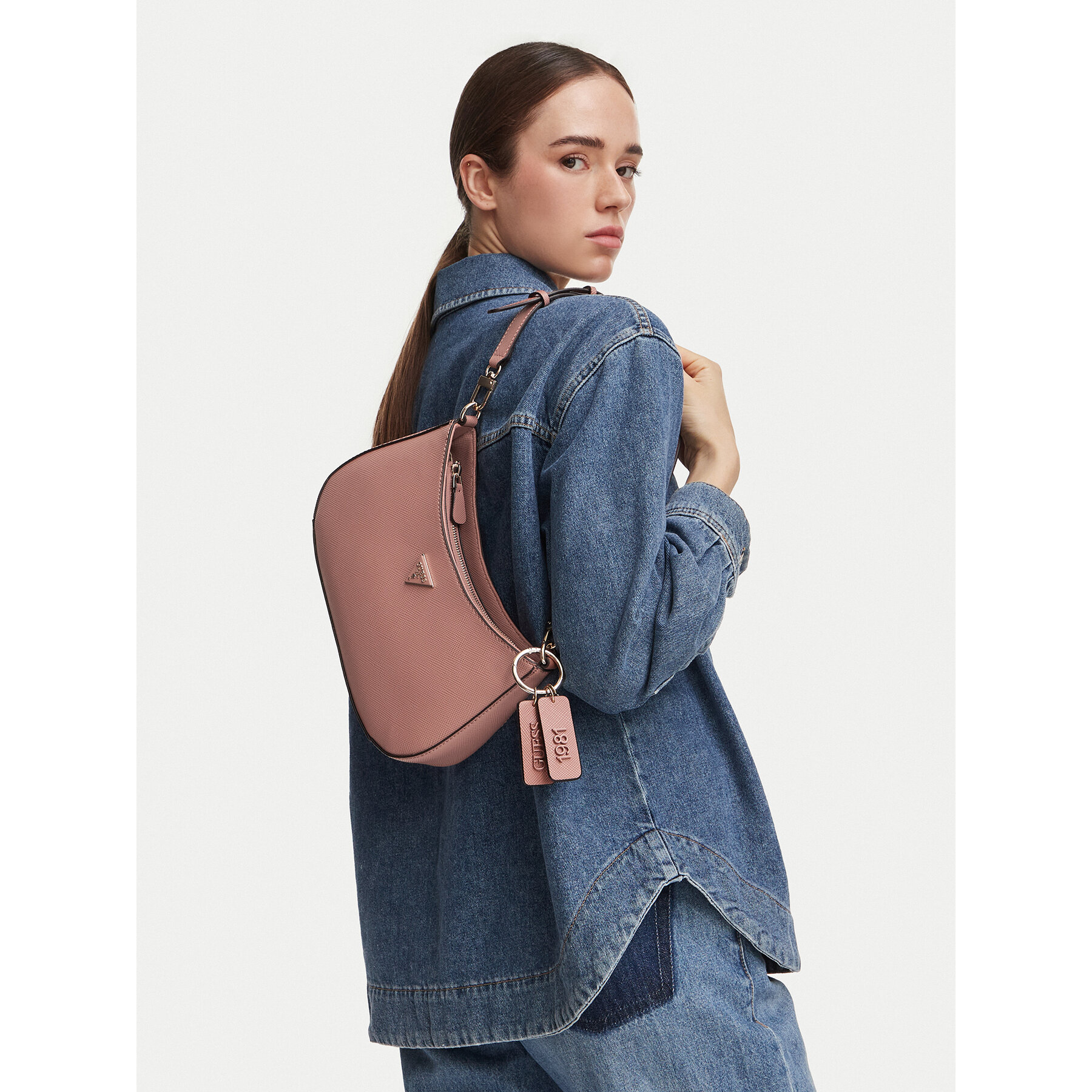 Geantă Guess Noelle II HWZG96 72180 Roz