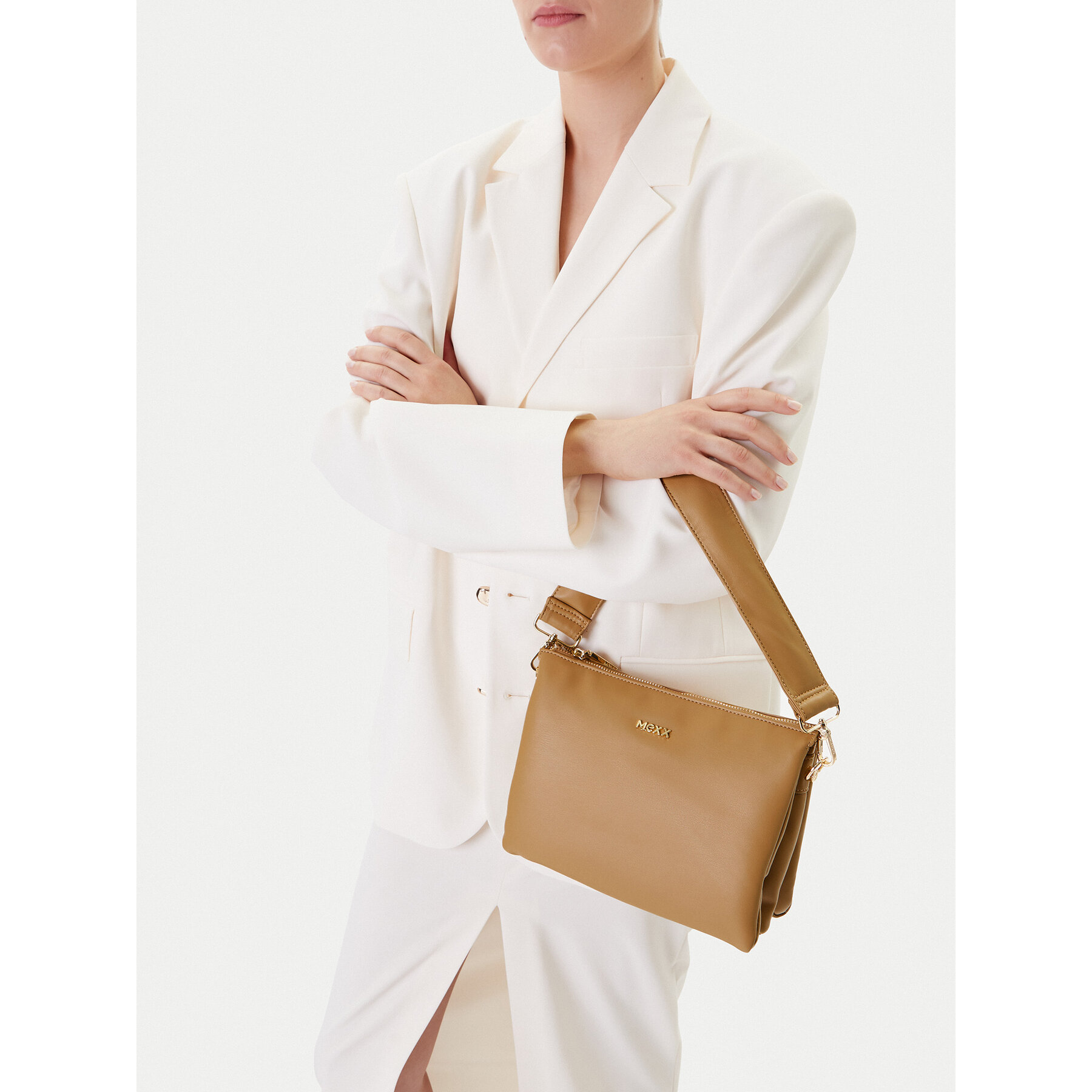 Дамска чанта MEXX C-MEXX-CR-003-08 Бежов