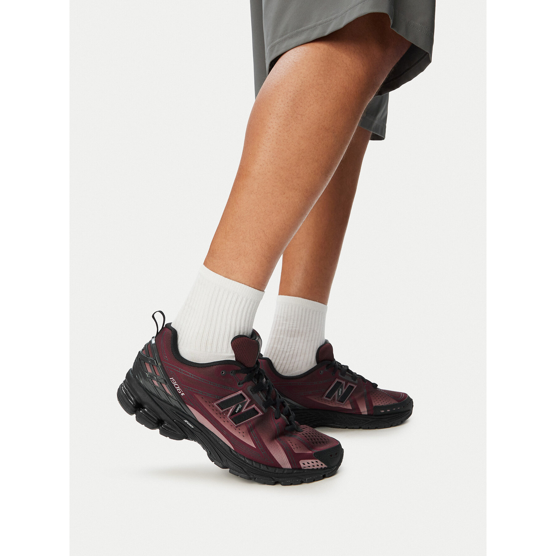 Tenisice New Balance U19061R9 Smeđa
