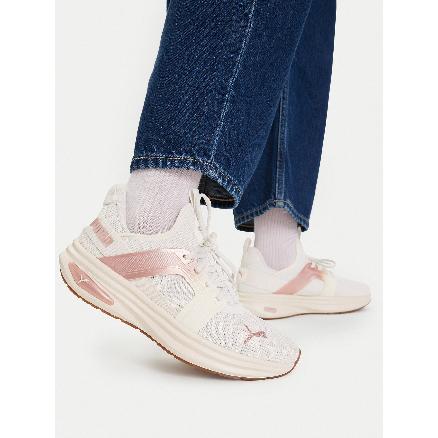 Сникърси Puma Softride Enzo 6 Wns 314127 03 Кремав