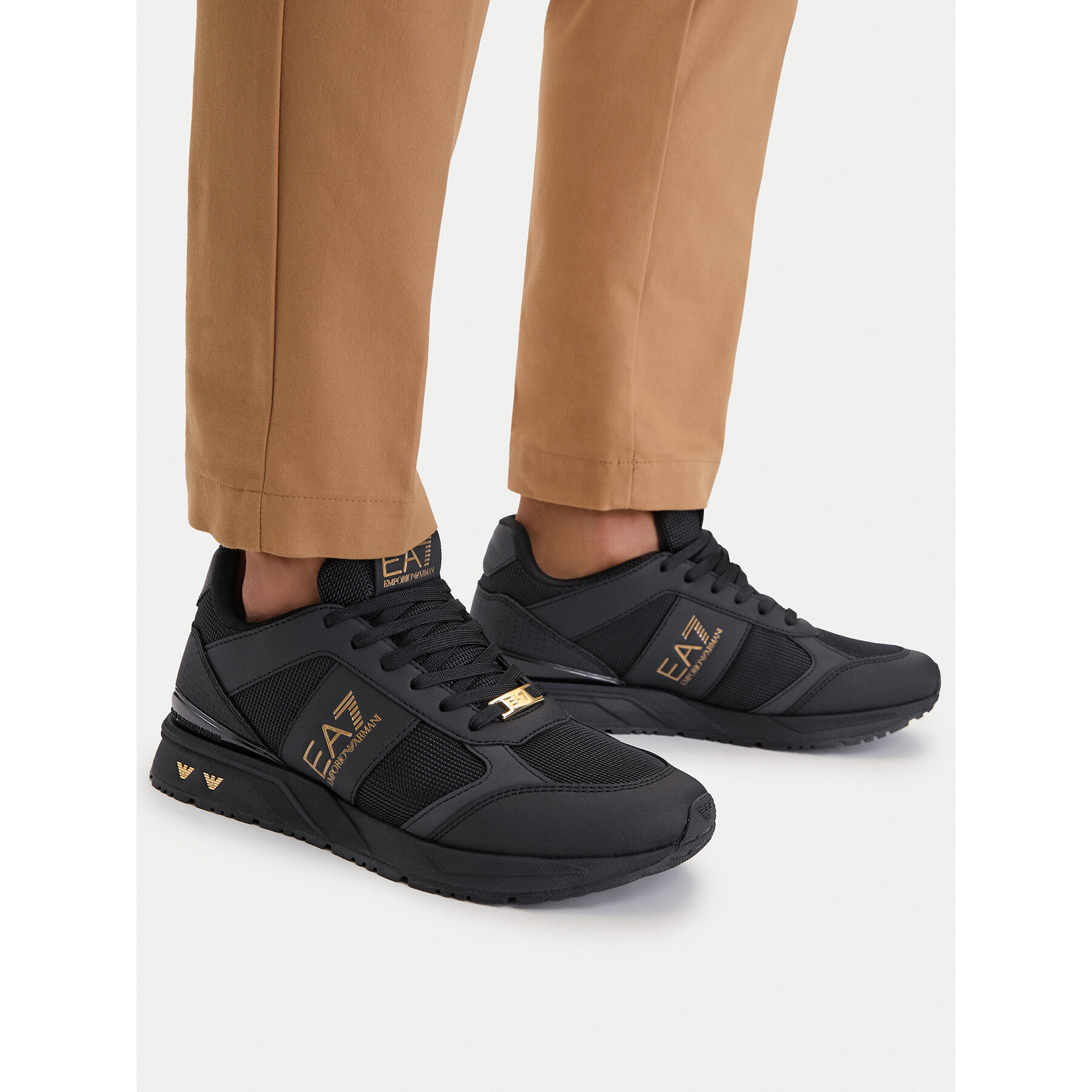 Sneakers EA7 Emporio Armani 7X000656 AF13550 MZ177 Negru