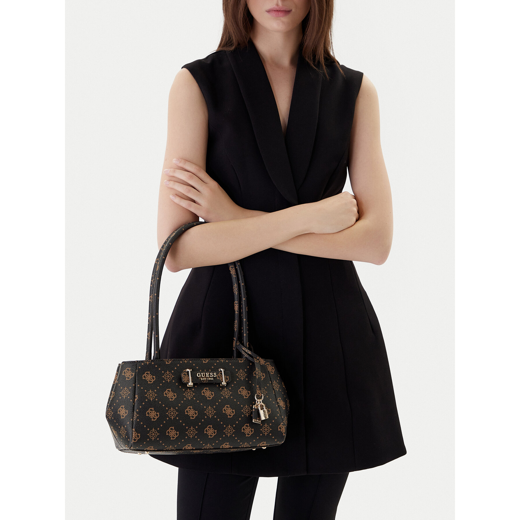 Дамска чанта Guess Carrie Logo HWGP98 98080 Кафяв