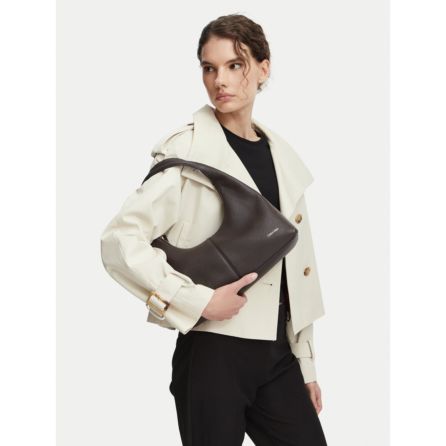 Kabelka Calvin Klein Slouchy Leather Shoulder Bag LV04F3657G Hnedá