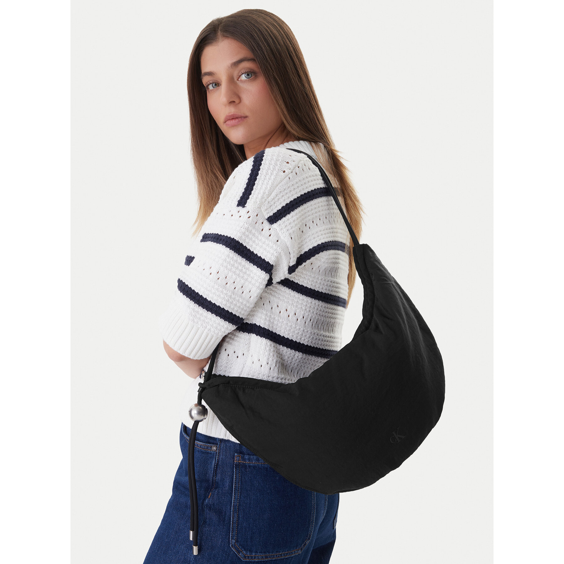 Ročna torba Calvin Klein Nylon Cord Small Hobo Bag LV04F3382G Črna