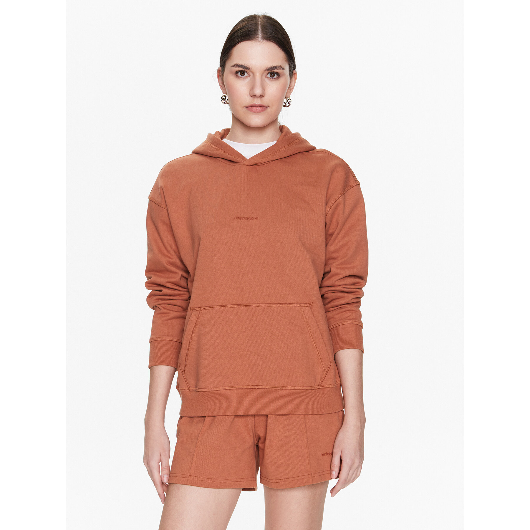 New Balance Sweatshirt Athletics Nature WT23554 Braun Oversize