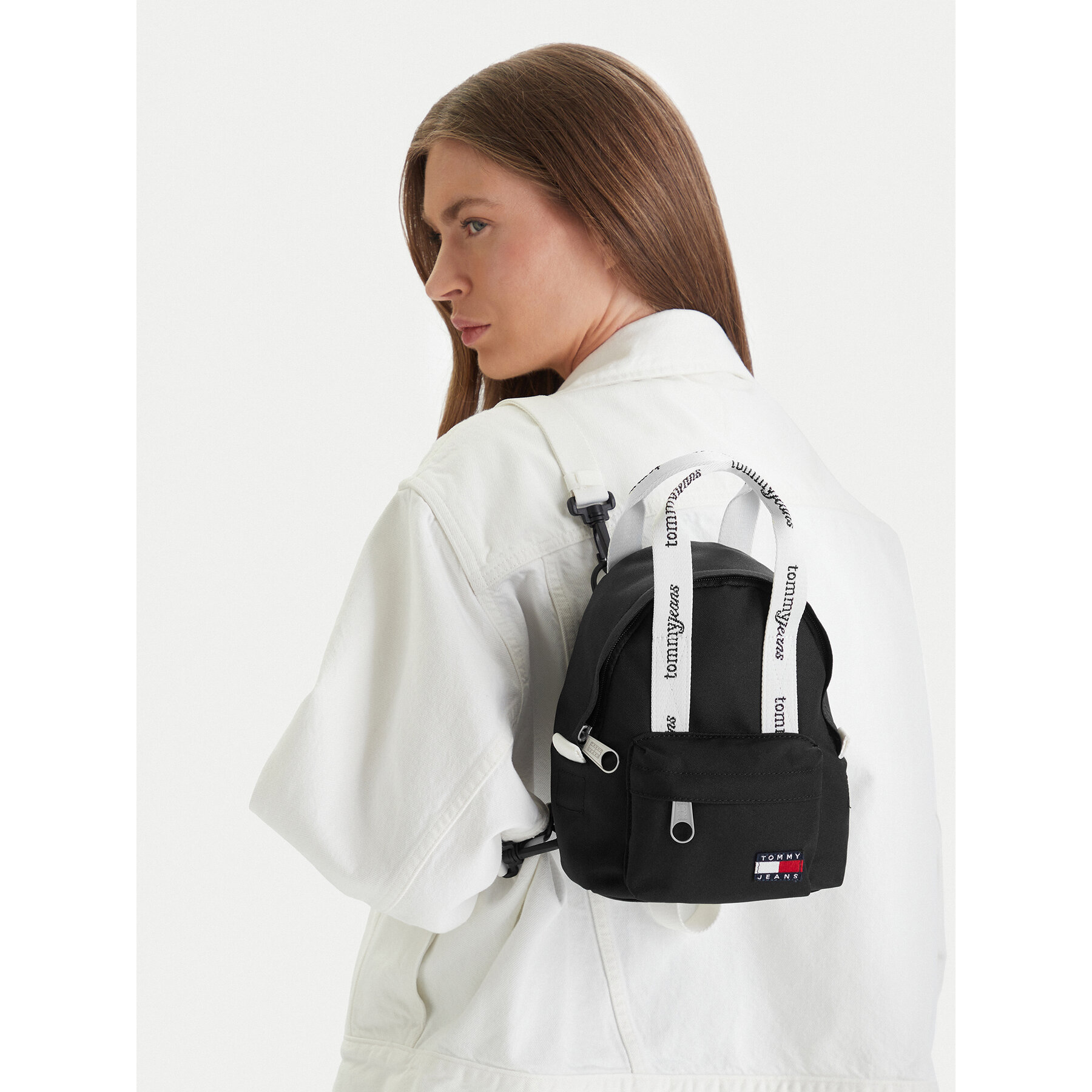 Rucsac Tommy Jeans Tjw ESS Daily Mini Backpack AW0AW18581 Negru