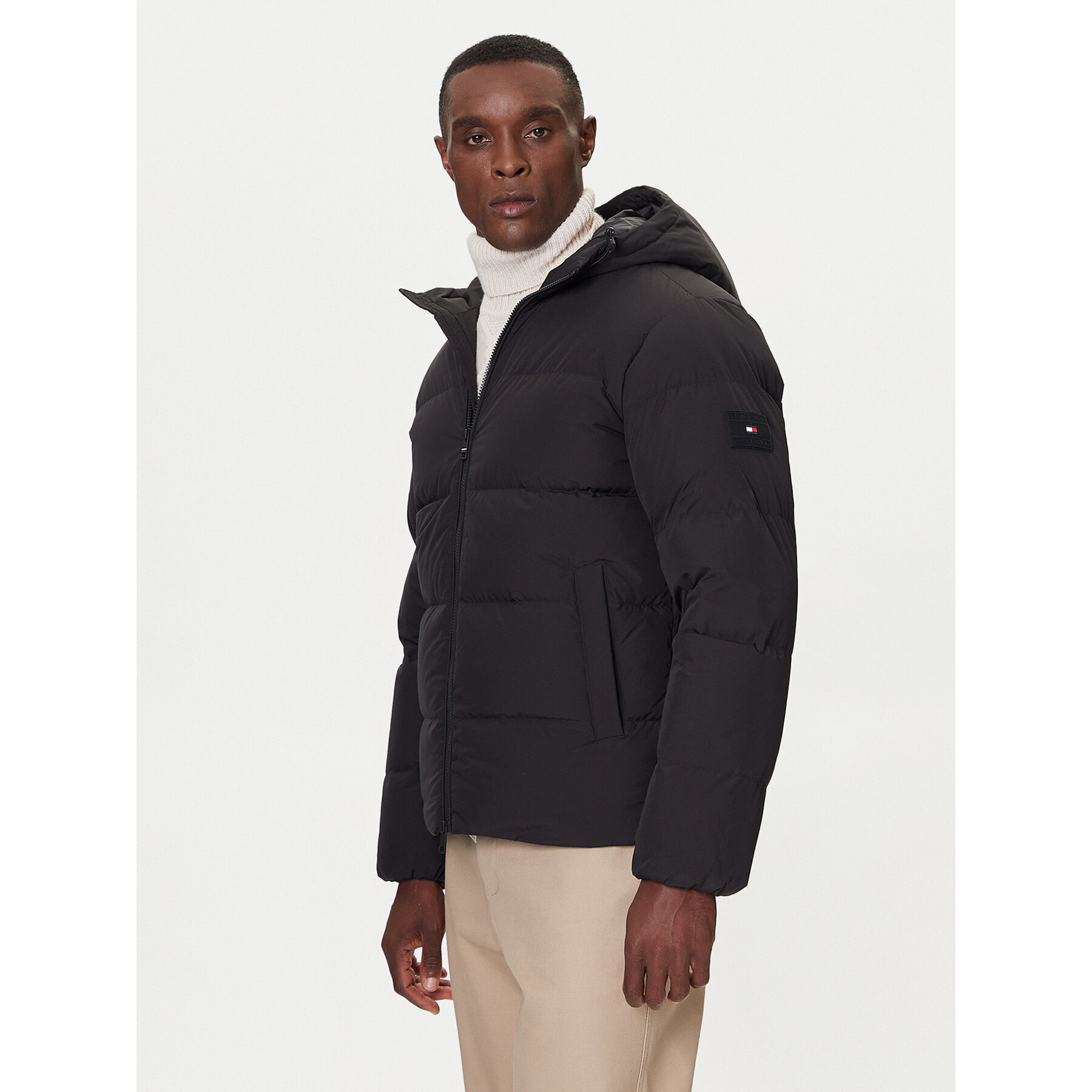 Tommy Hilfiger Daunenjacke MW0MW40616 Schwarz Regular Fit