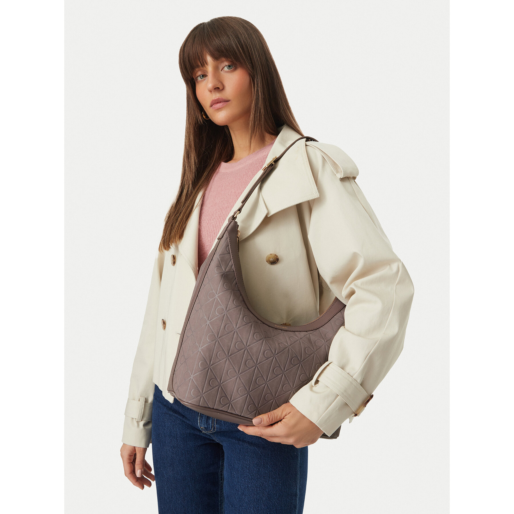 Kabelka Calvin Klein Emblem Aop Sueded M Shoulder Bag LV04F3881G Béžová