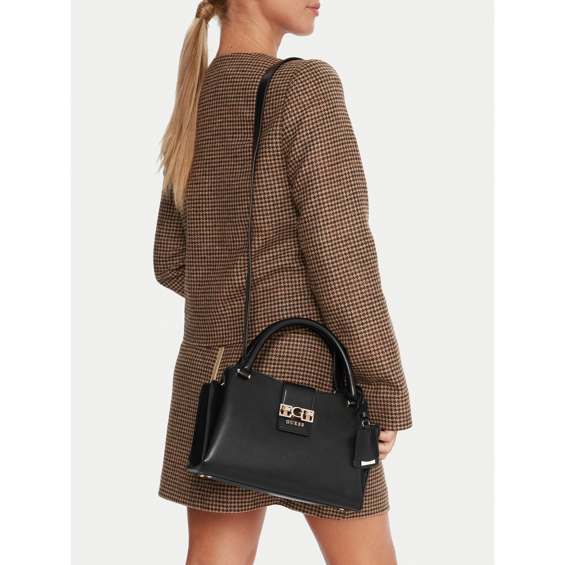 Torbica Guess HWVG98 91050 Crna