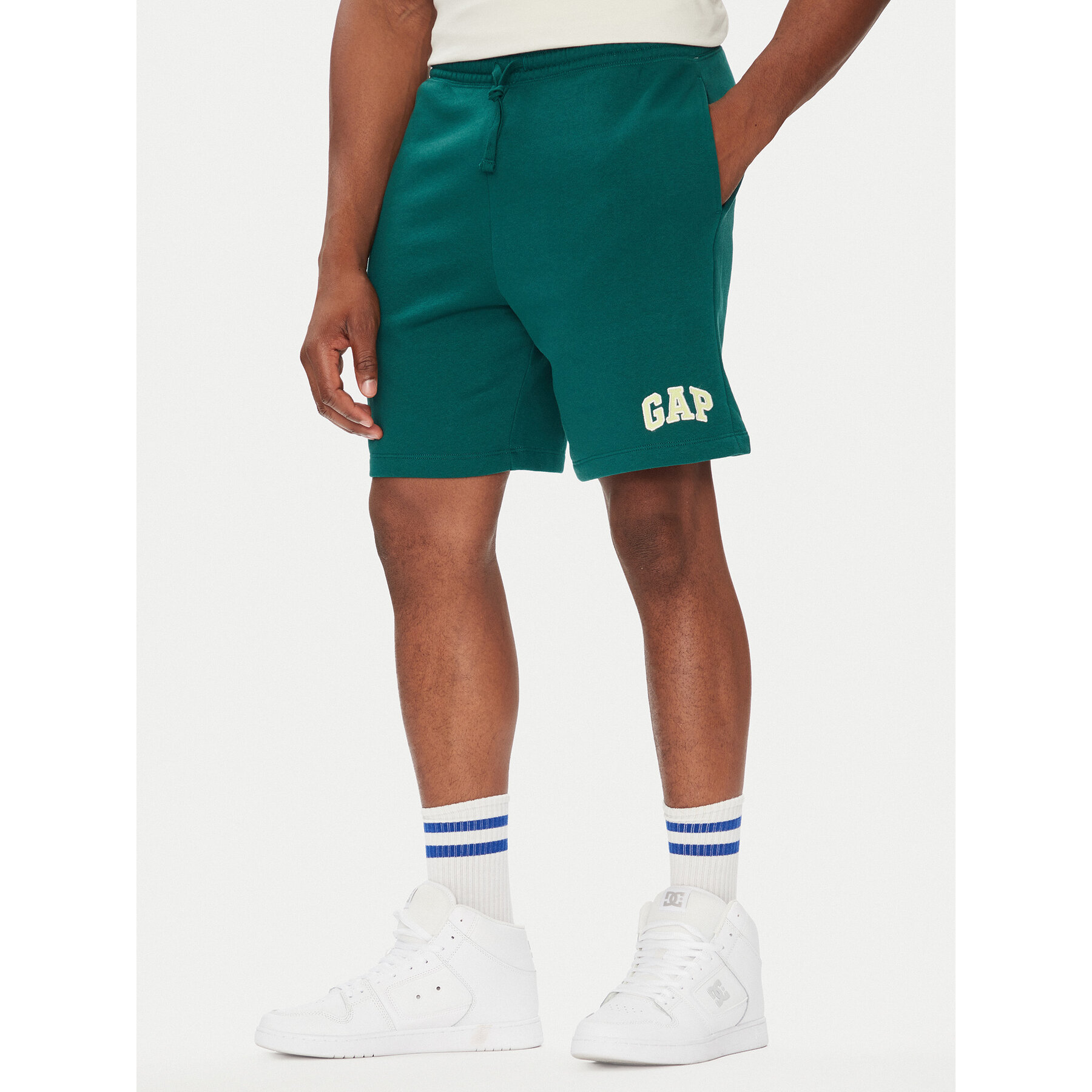 Gap Sportshorts 703989-02 Grün Regular Fit