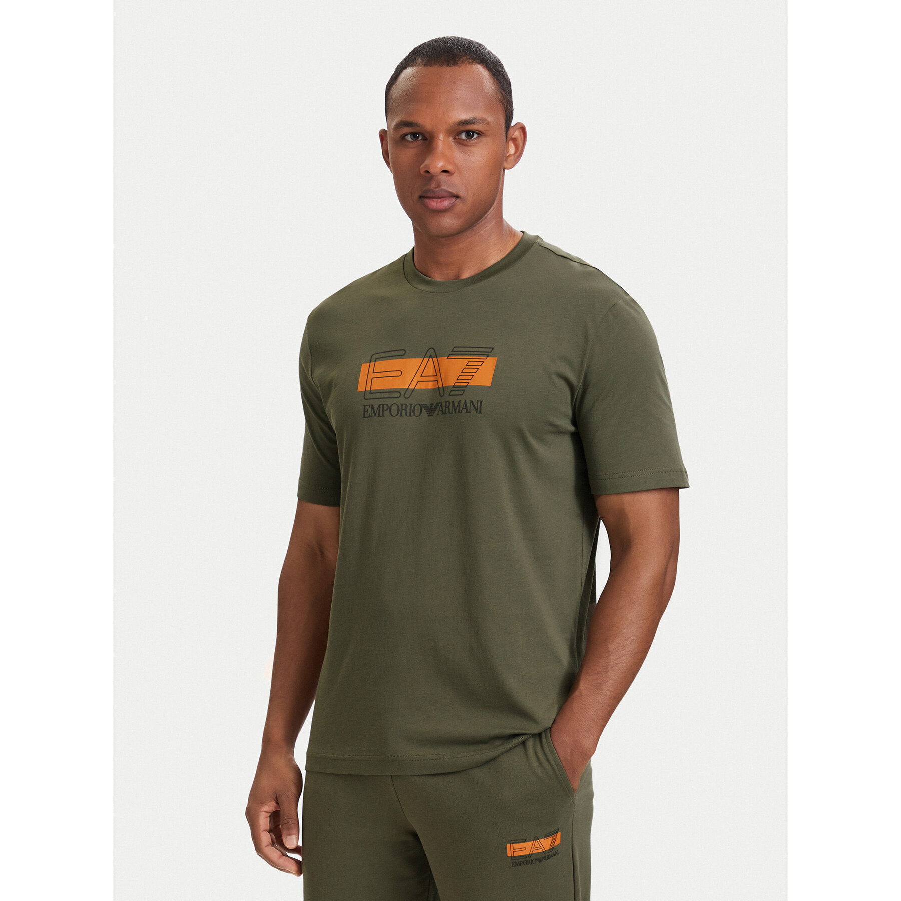 EA7 Emporio Armani T-Shirt 7M002415 AF10375 U7014 Grün Regular Fit