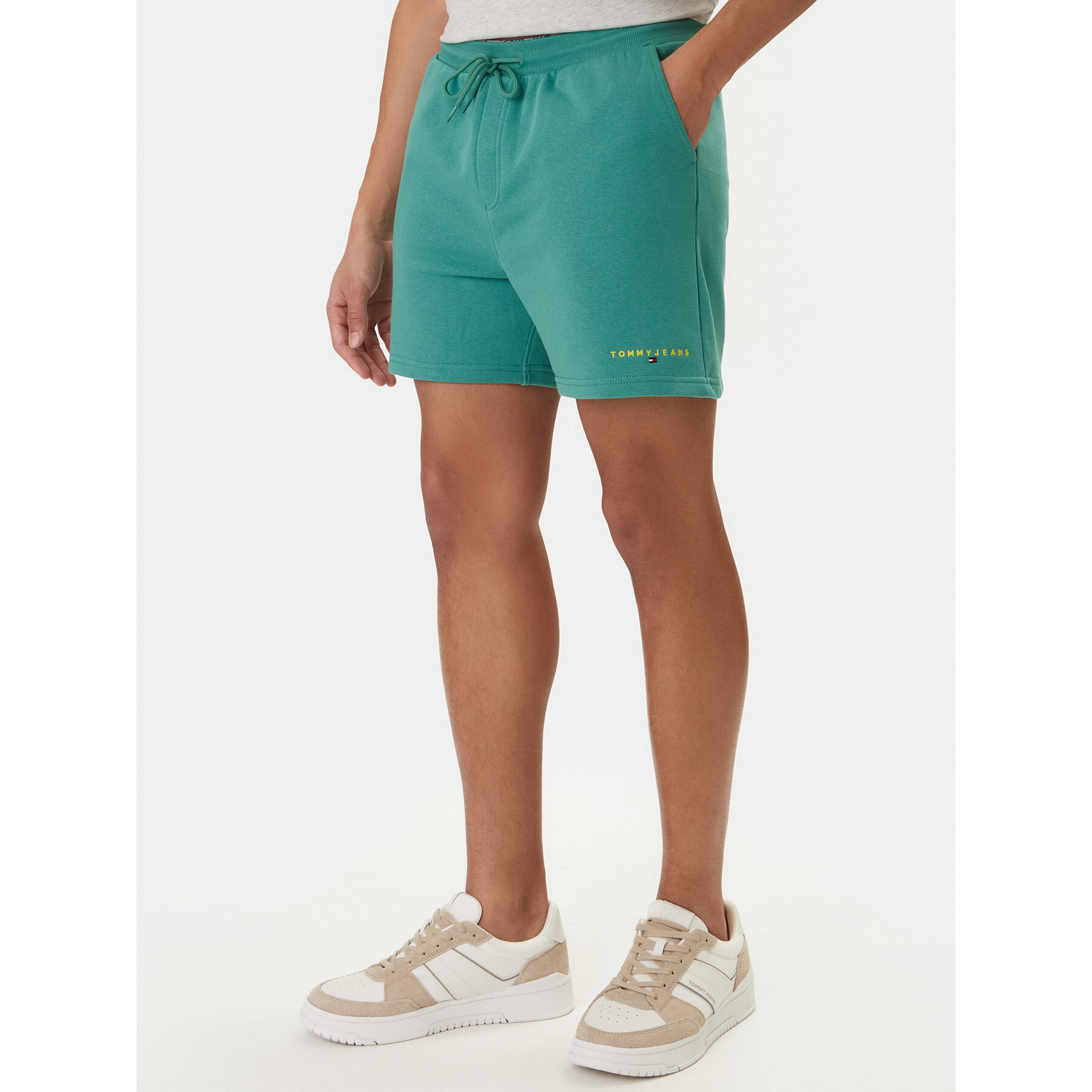 Tommy Jeans Sportshorts Contrast Linear DM0DM22697 Grün Regular Fit