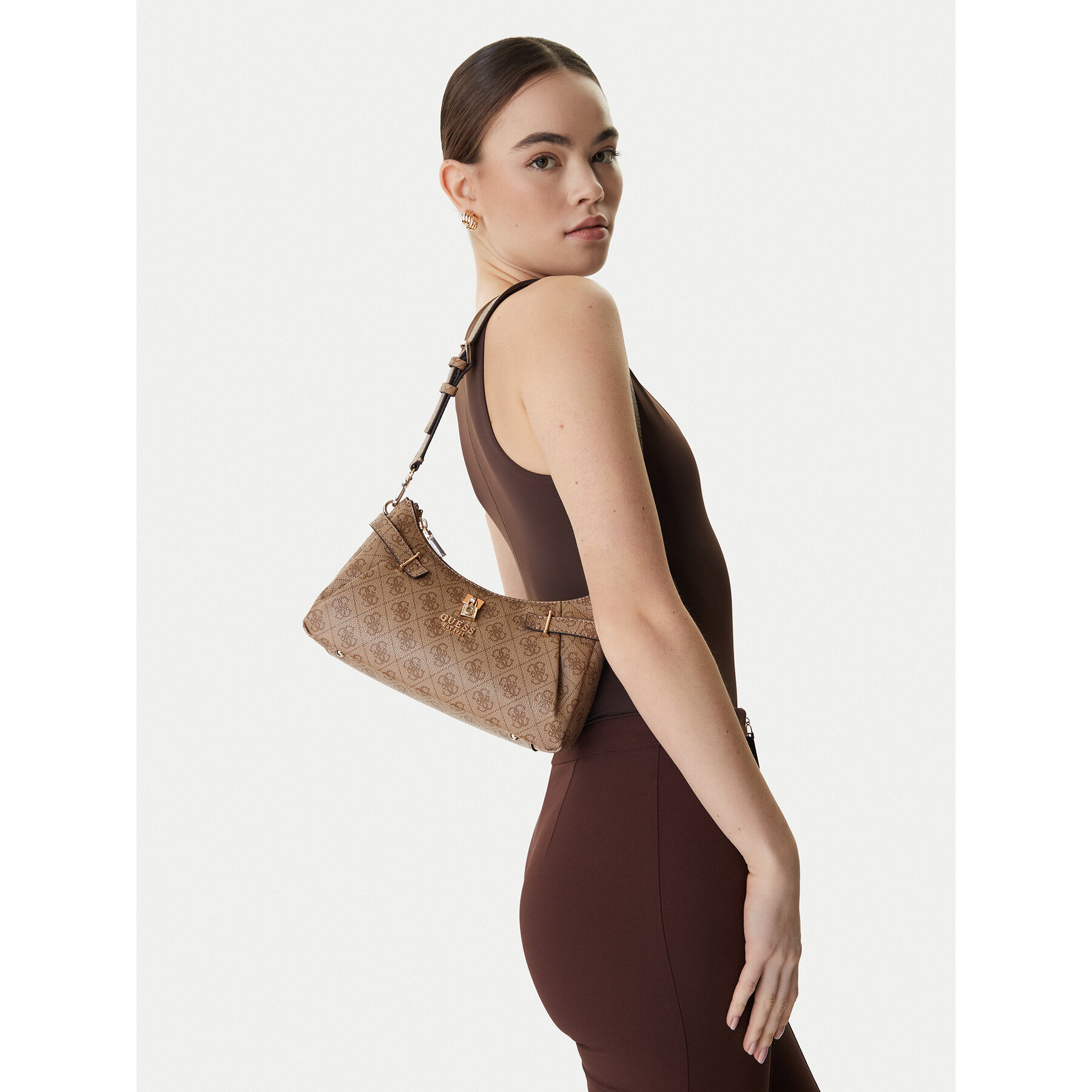 Дамска чанта Guess Yesba HWSG78 33180 Бежов