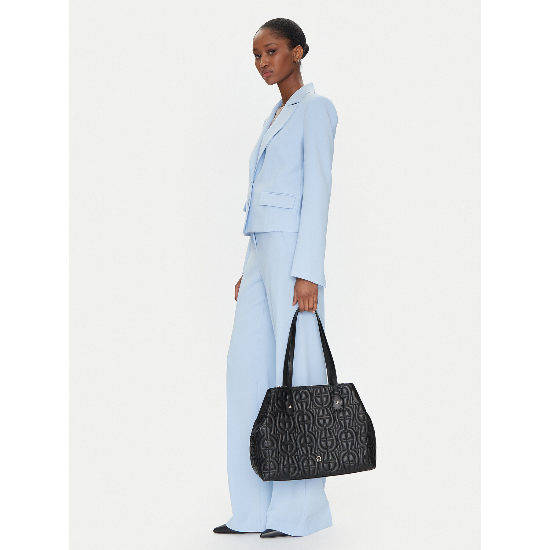 Torbica Aigner 137074 Crna
