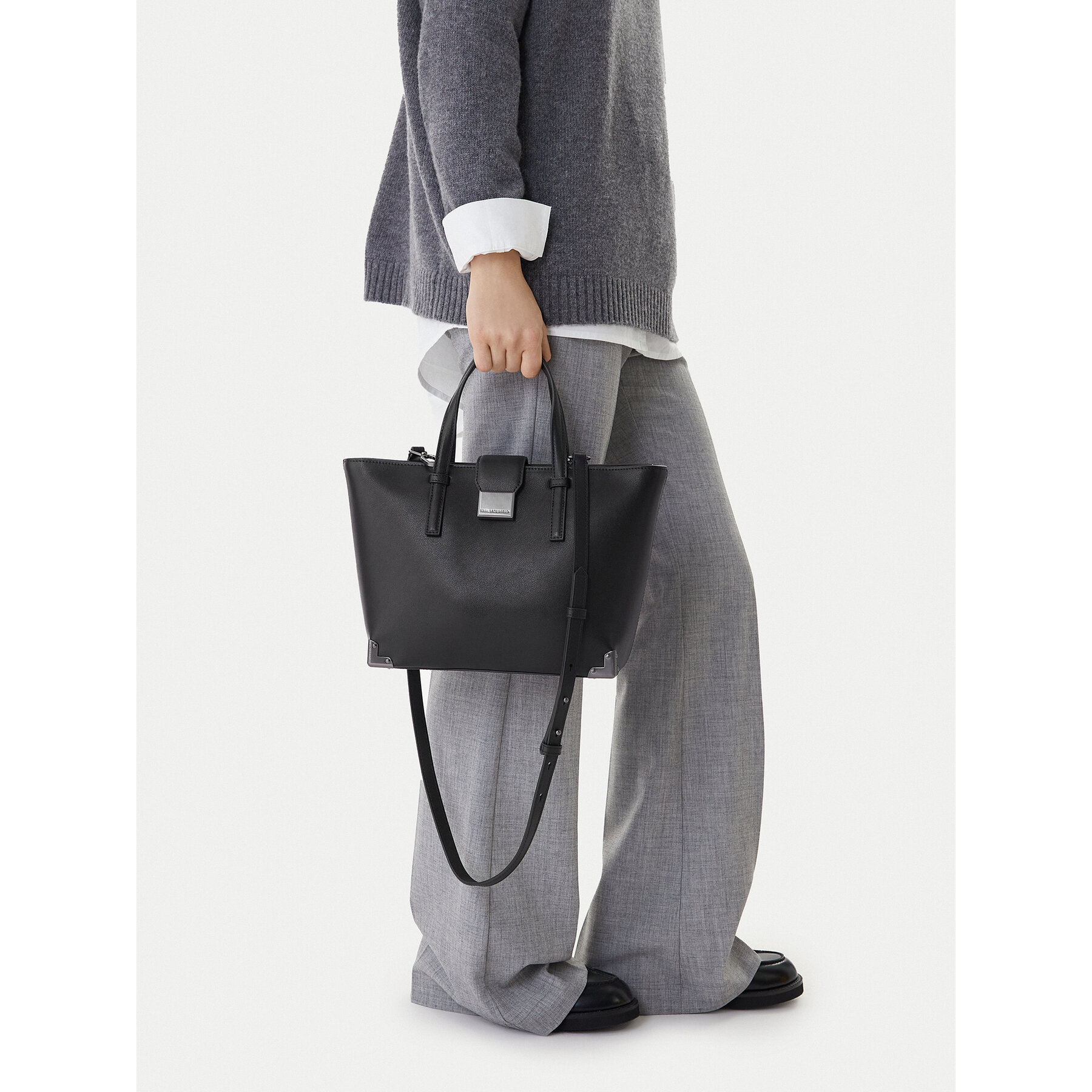 Torbica KARL LAGERFELD B1W30256 Crna