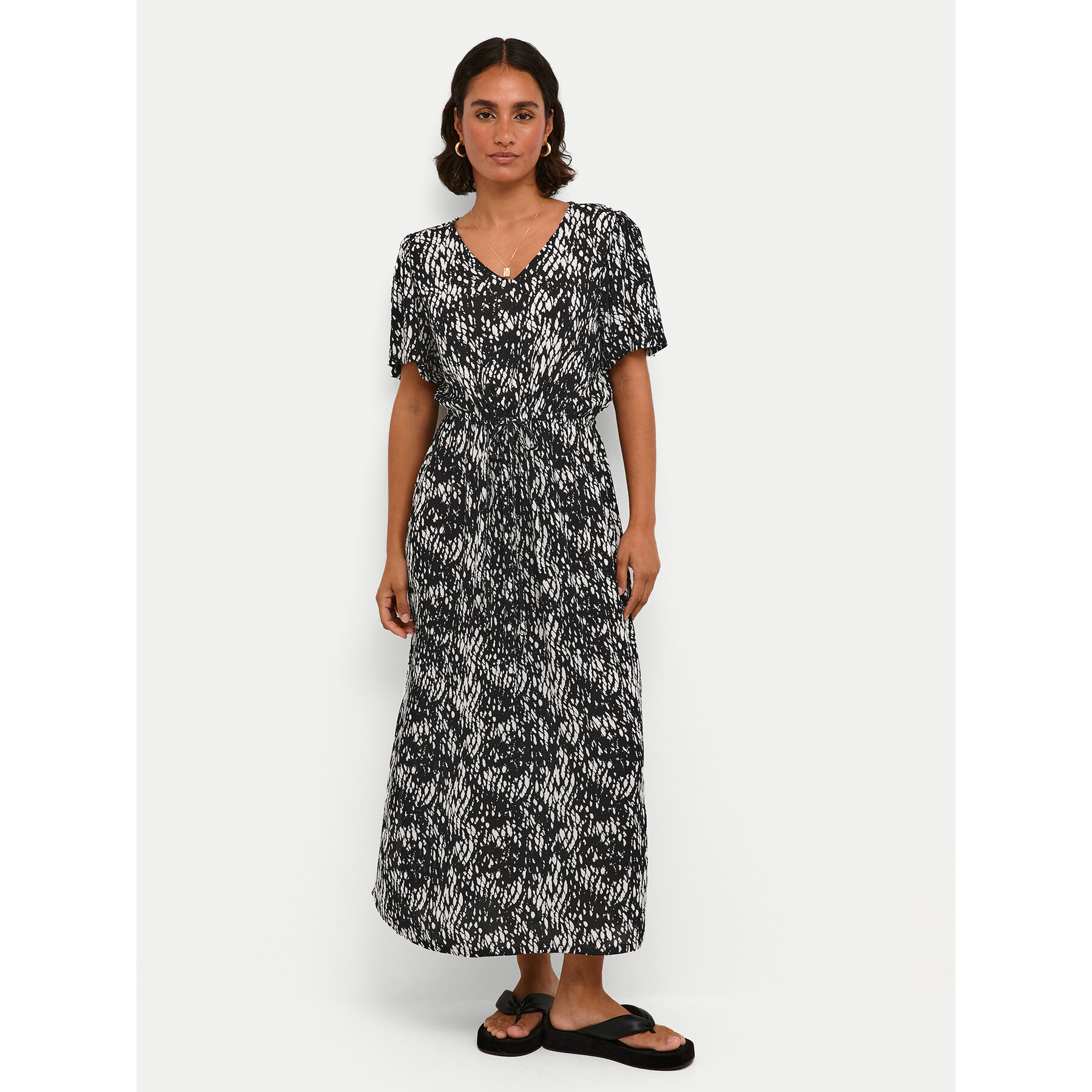 Kaffe Sommerkleid Amber 10508624 Schwarz Relaxed Fit