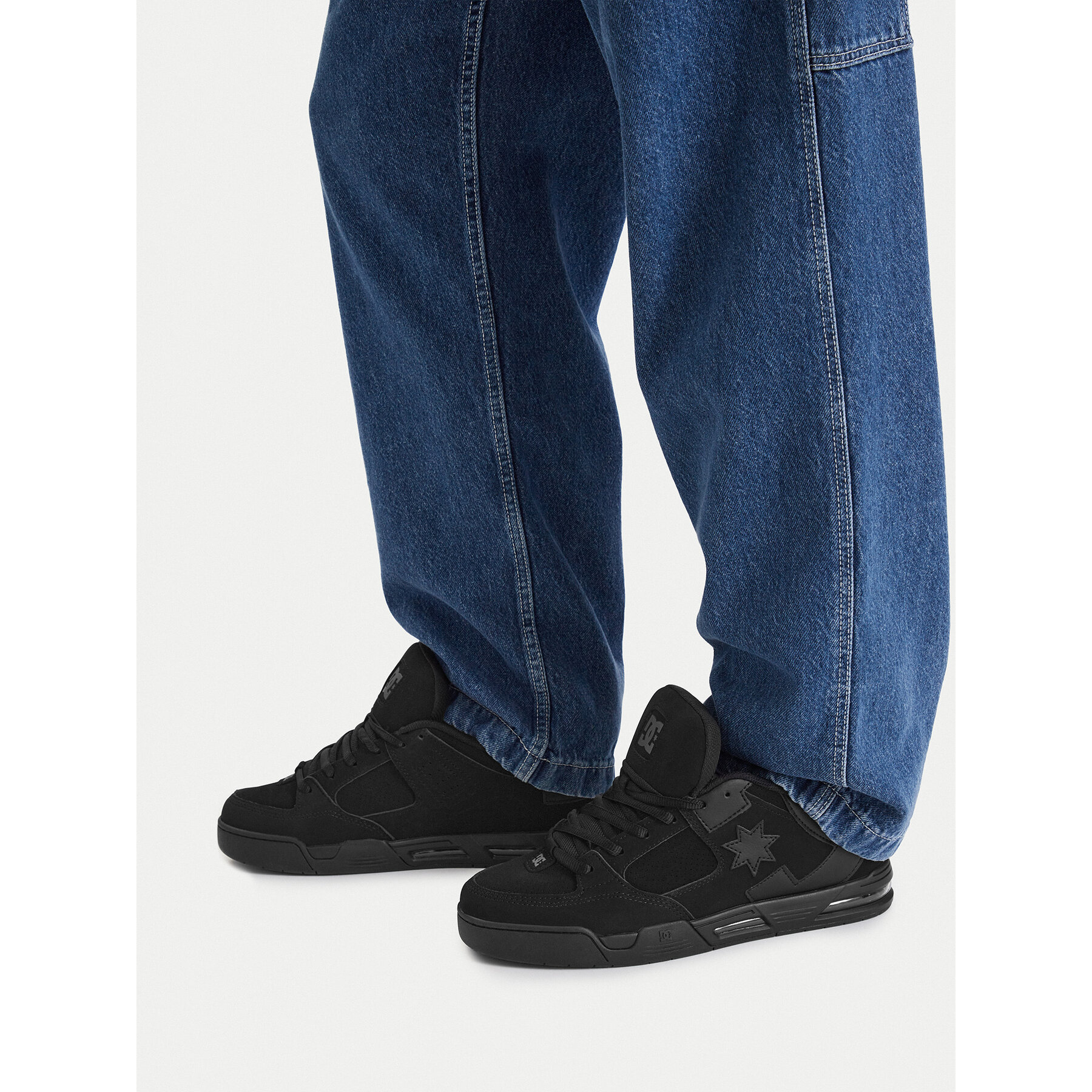 Superge DC Shoes EO-COMMAND DC02220004 Črna