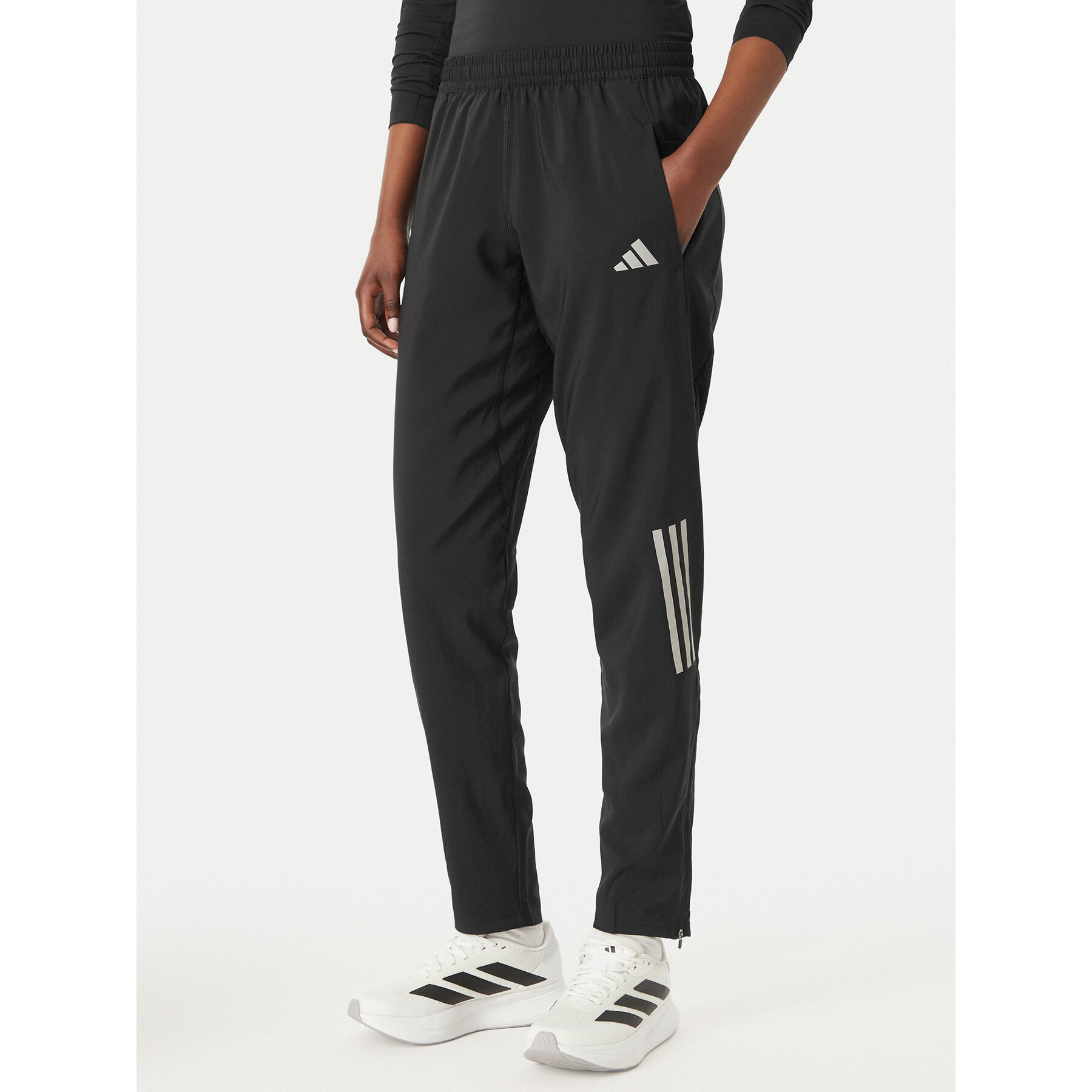 adidas Jogginghose Astro KC4947 Schwarz Regular Fit