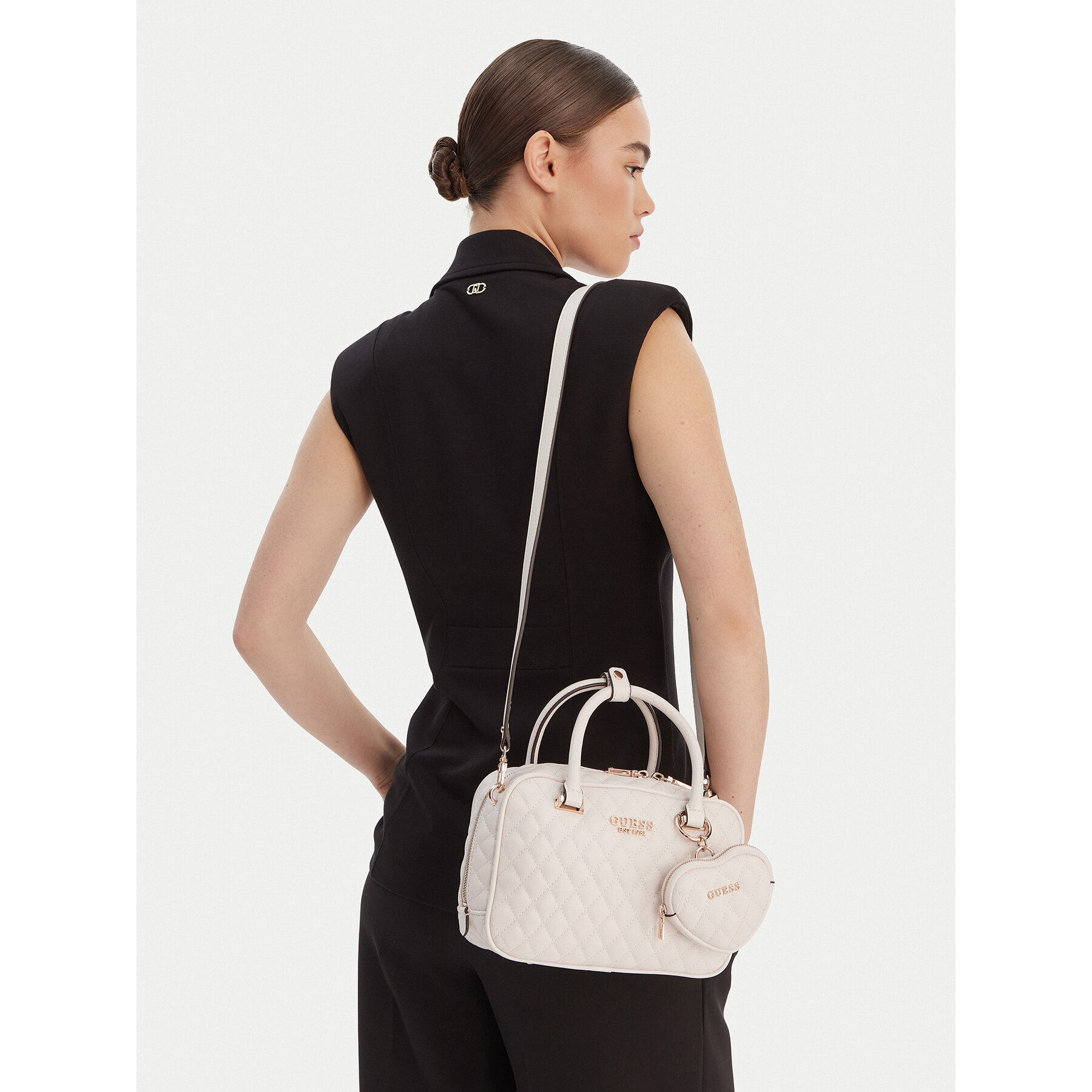 Дамска чанта Guess Atabey HWQG98 94050 Екрю