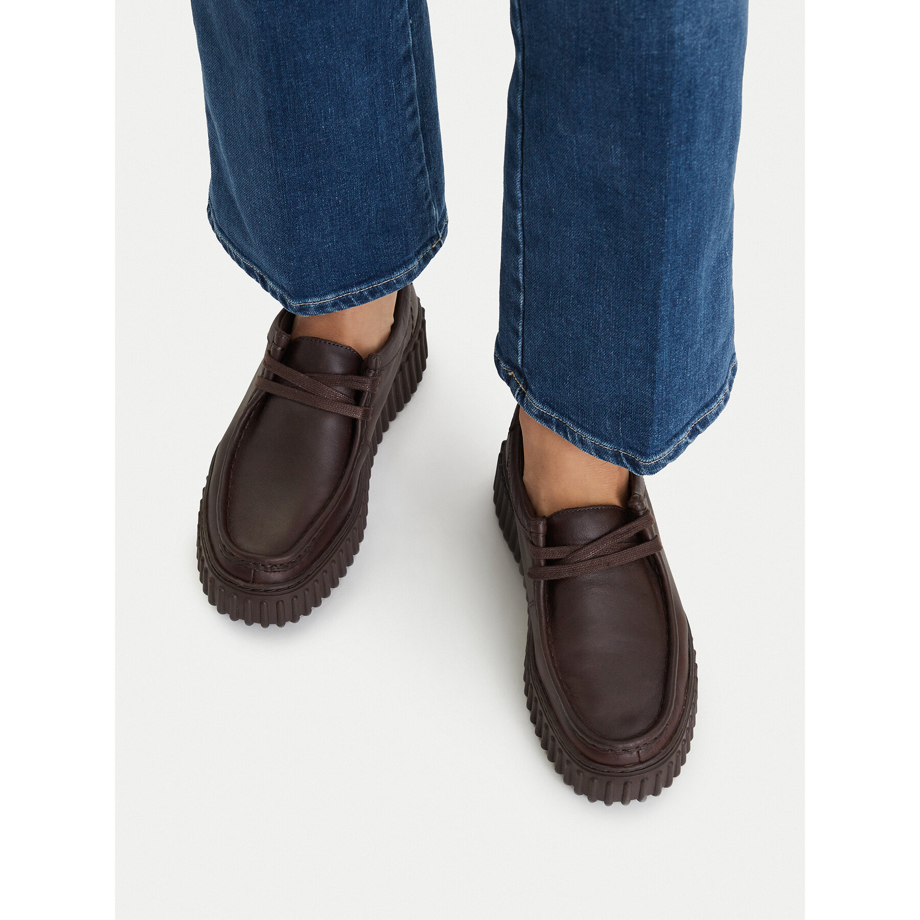 Pantofi Clarks Torhill Bee 26327768 Maro închis
