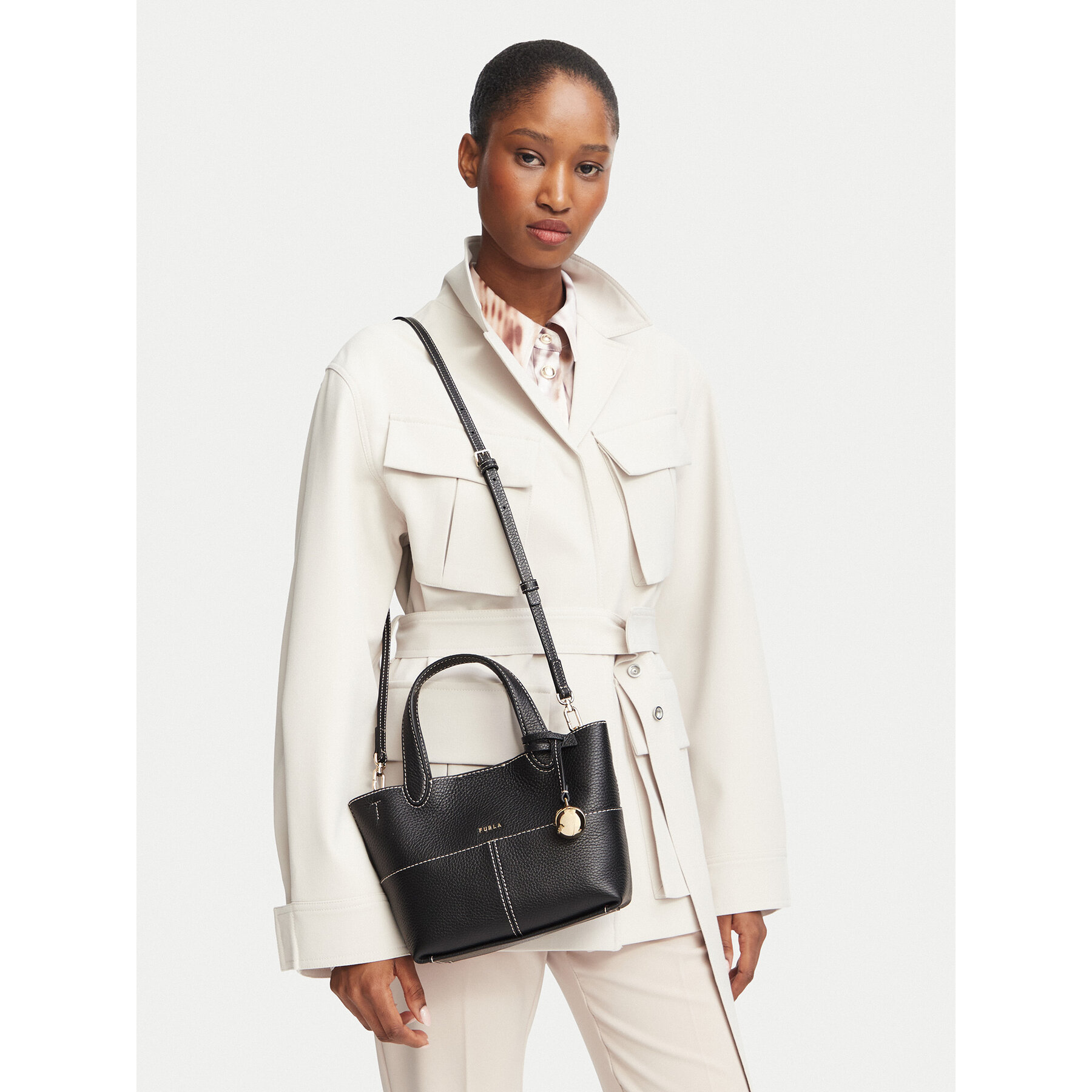 Kabelka Furla Primrose M WB02226 HSF000 O6000 Černá