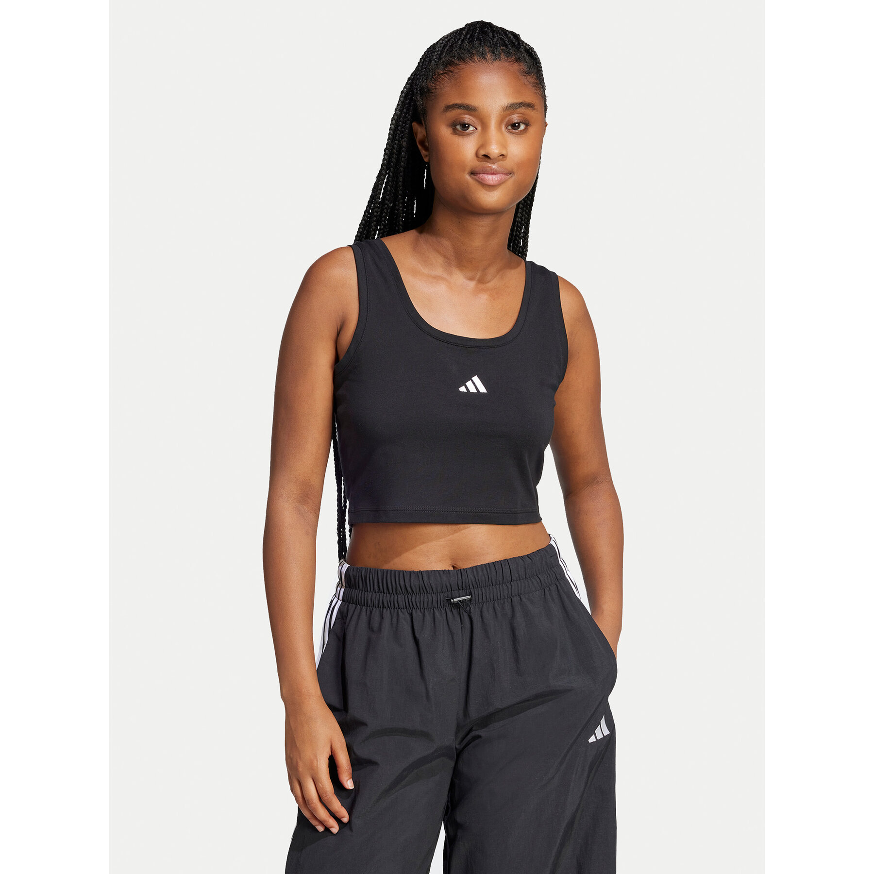 adidas Τοπ Essentials Small Logo JE1321 Μαύρο Slim Fit