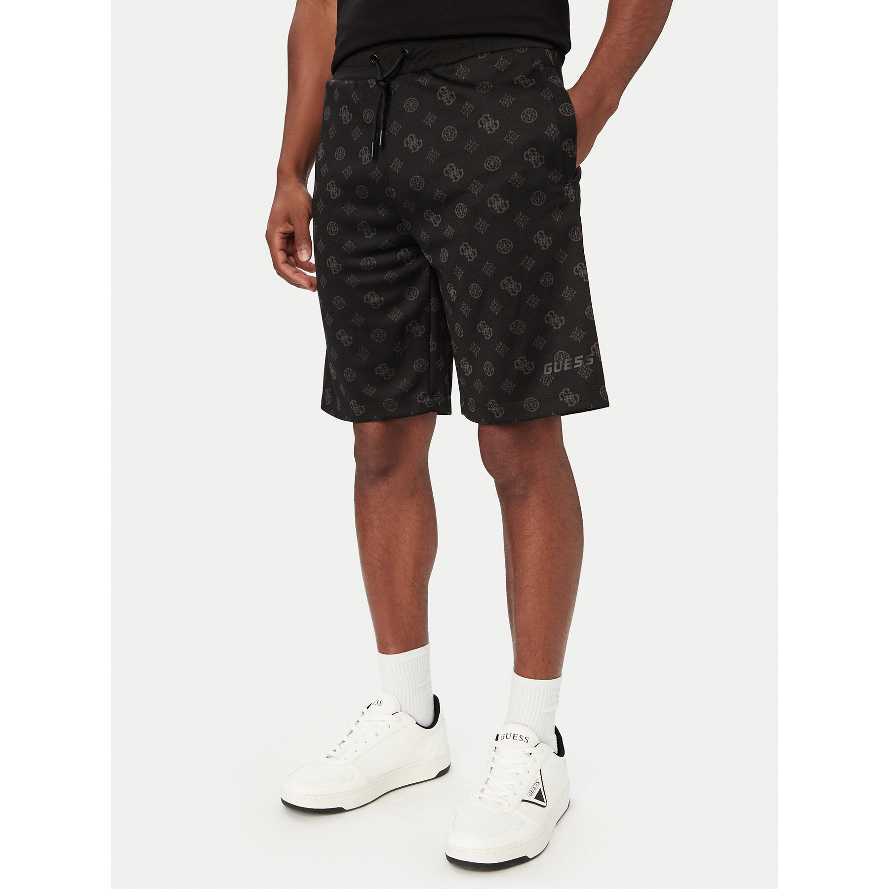 Guess Sportshorts Z6GD03 K2851 Schwarz Regular Fit