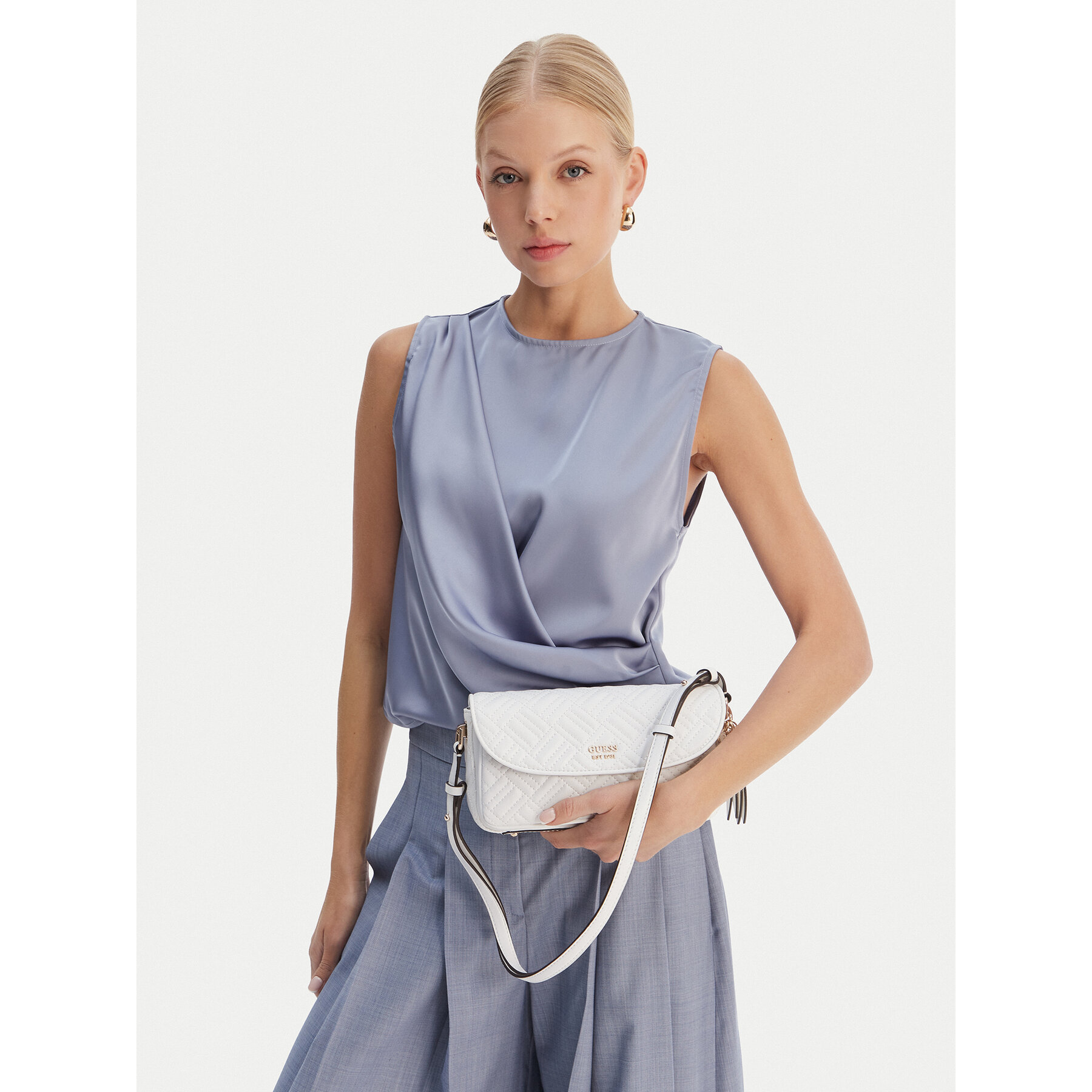 Ročna torba Guess Sally HWQG99 21210 Bela