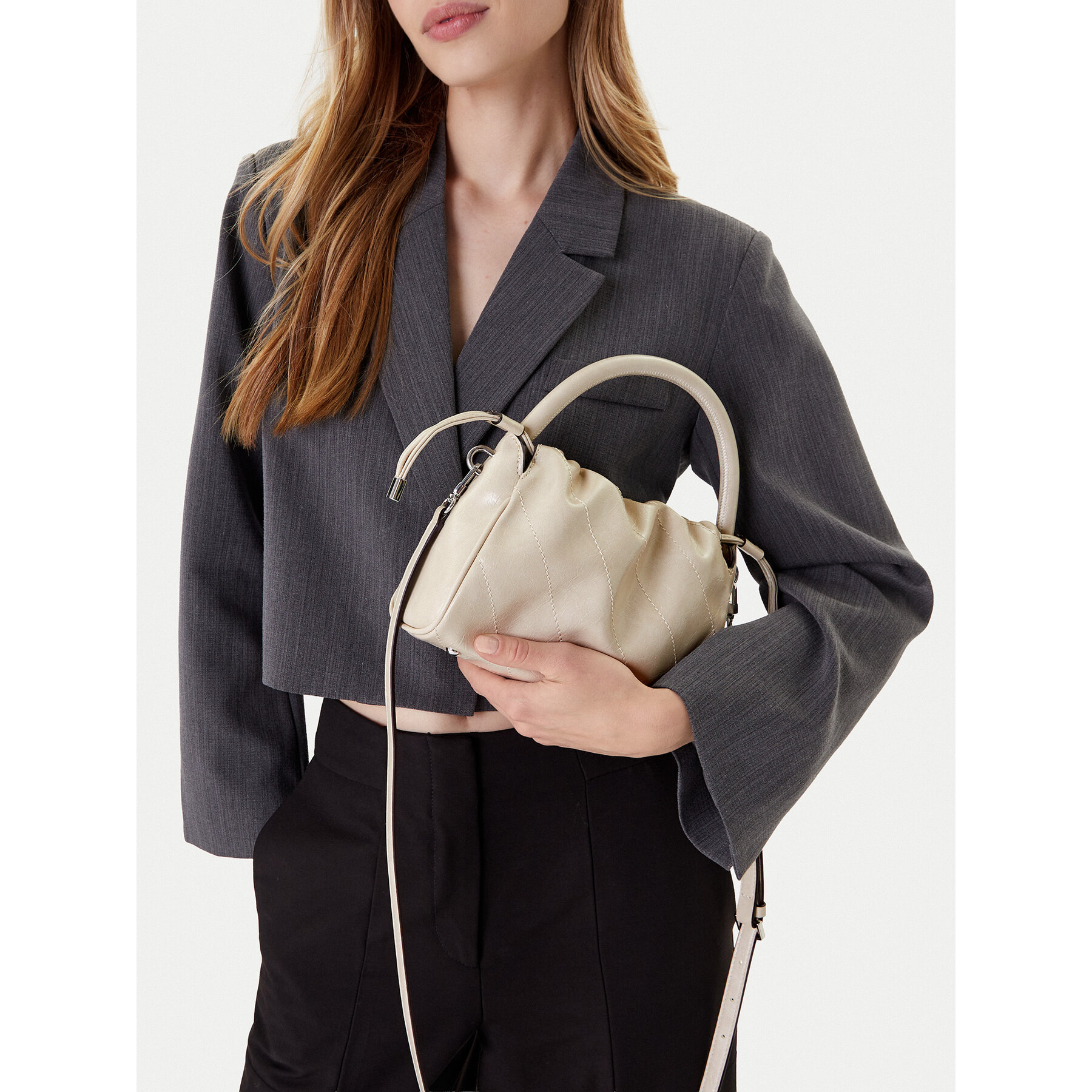 Kabelka Guess Amys HWMY96 59160 Krémová