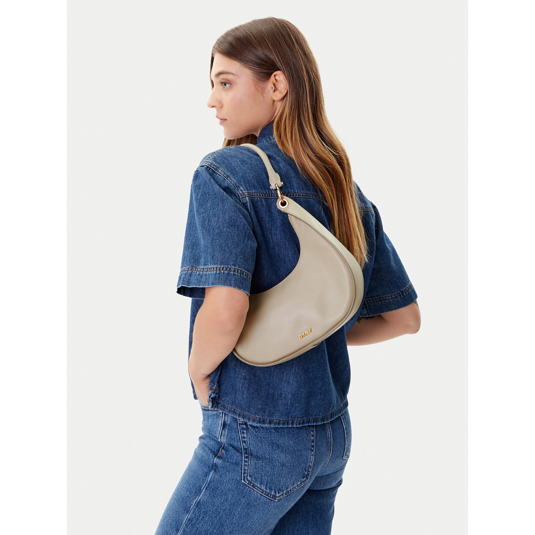 Дамска чанта DKNY R44CEI49 Бежов