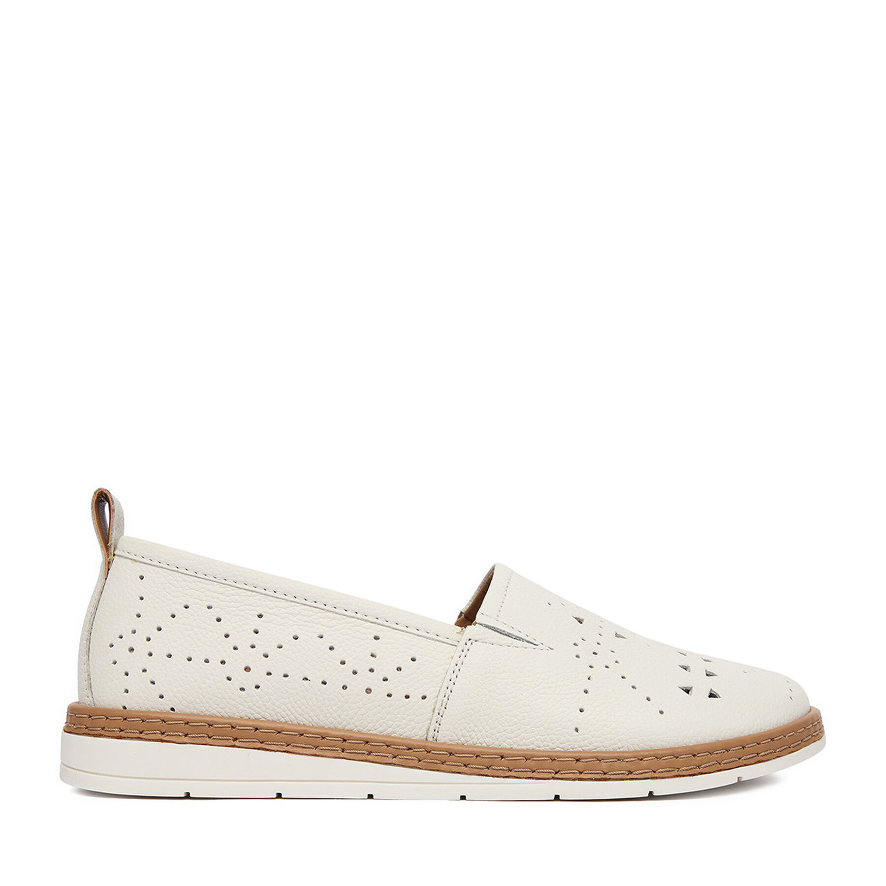 Κλειστά παπούτσια Lasocki CEO-WI23-LYLA-02 Λευκό