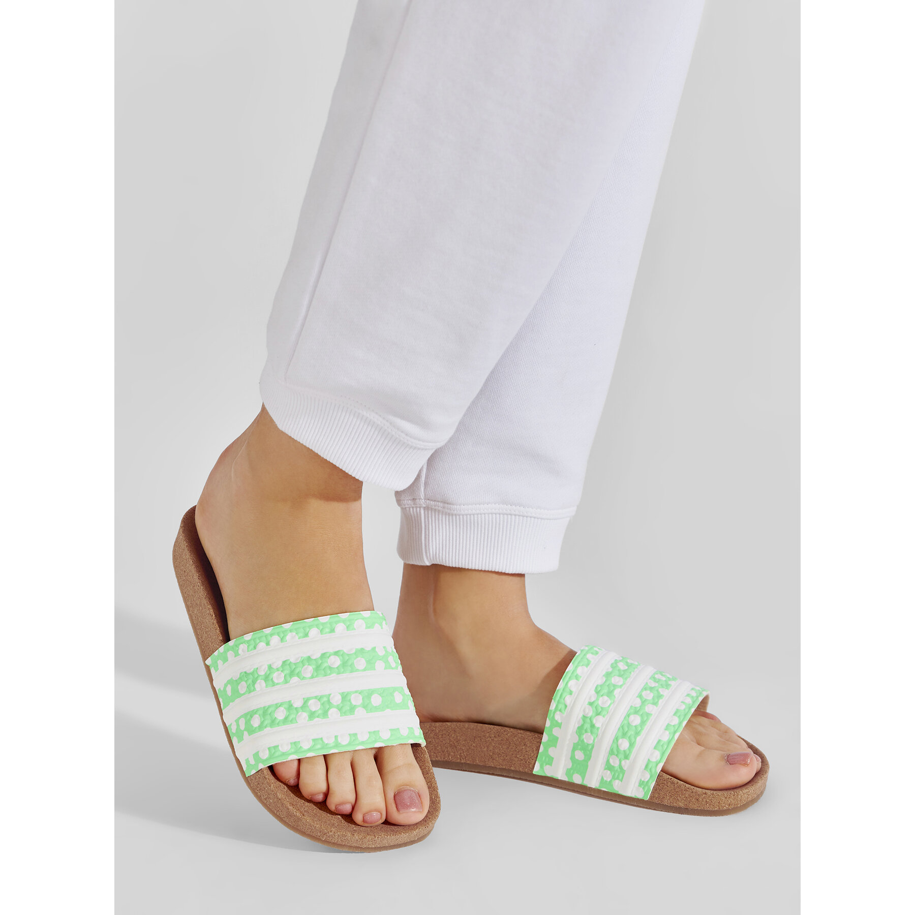 Şlapi adidas adilette w GX9484 Verde