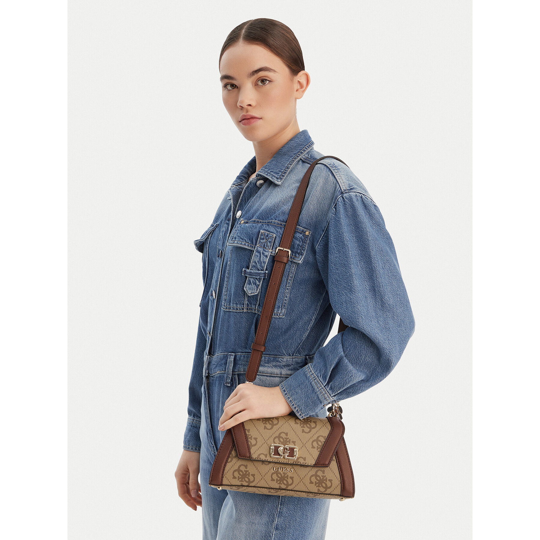 Дамска чанта Guess Karnilla HWOS99 01190 Кафяв