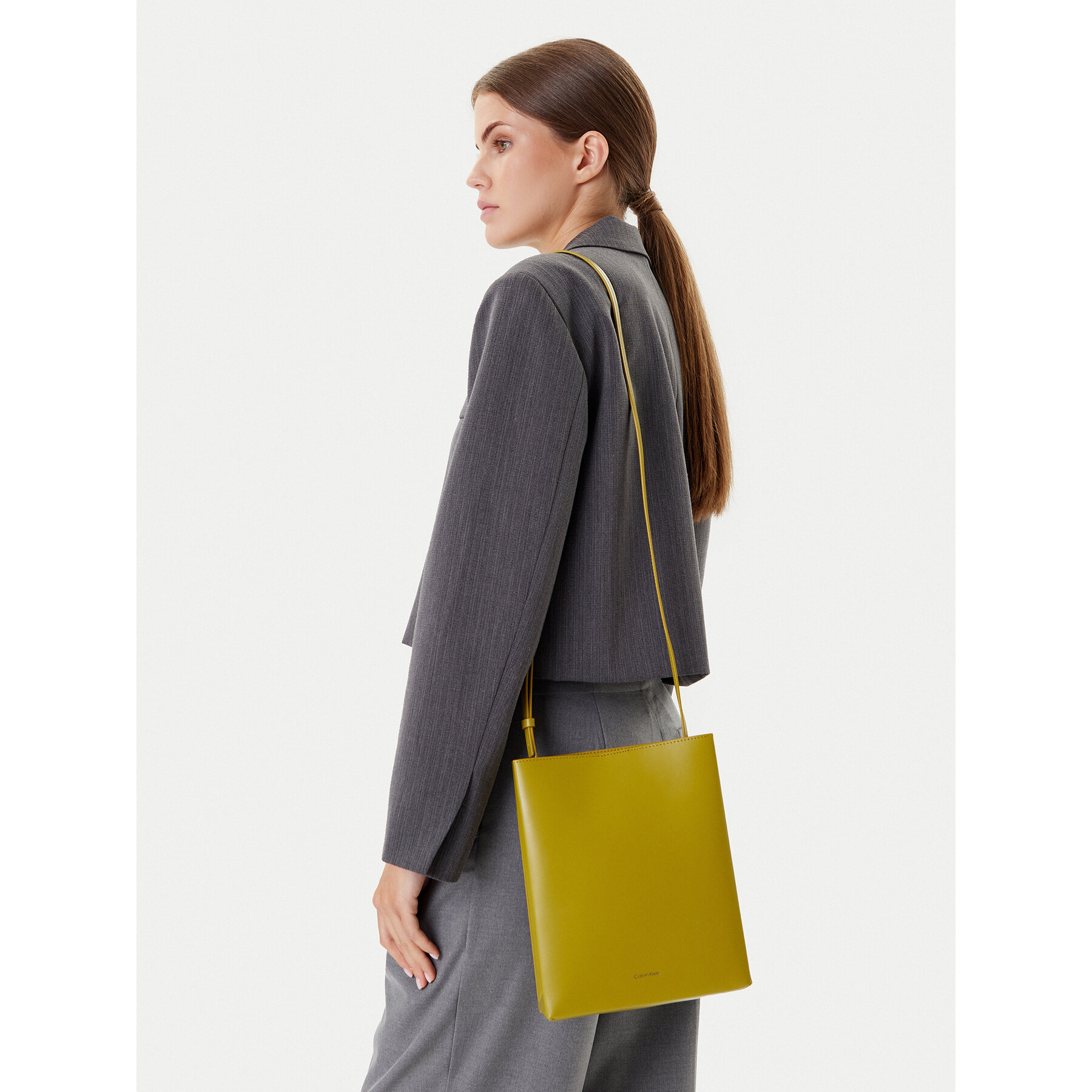 Дамска чанта Calvin Klein Line Ns Crossbody Lth Bag LV04F3005G Зелен