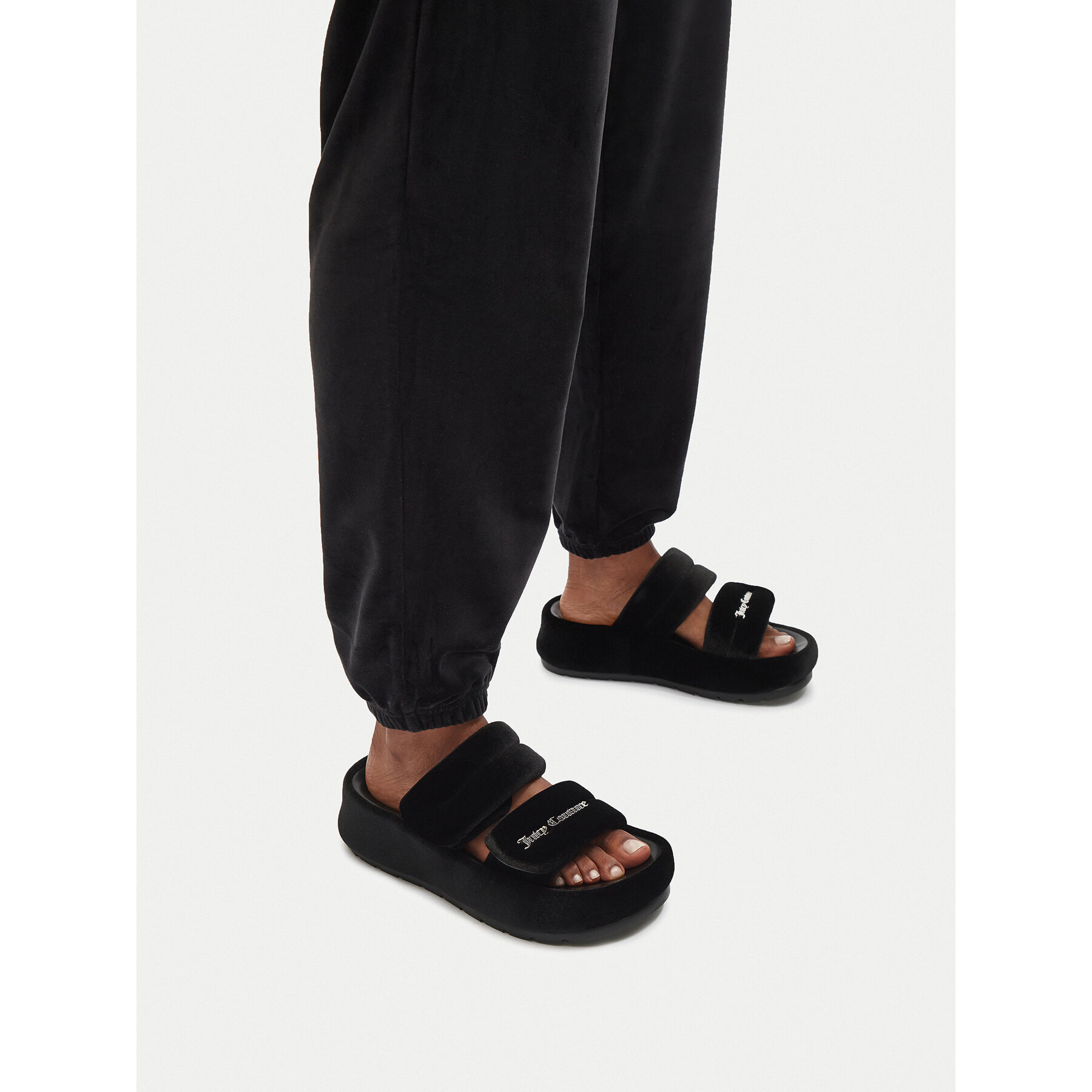 Natikače Juicy Couture WSS21513-01 Crna