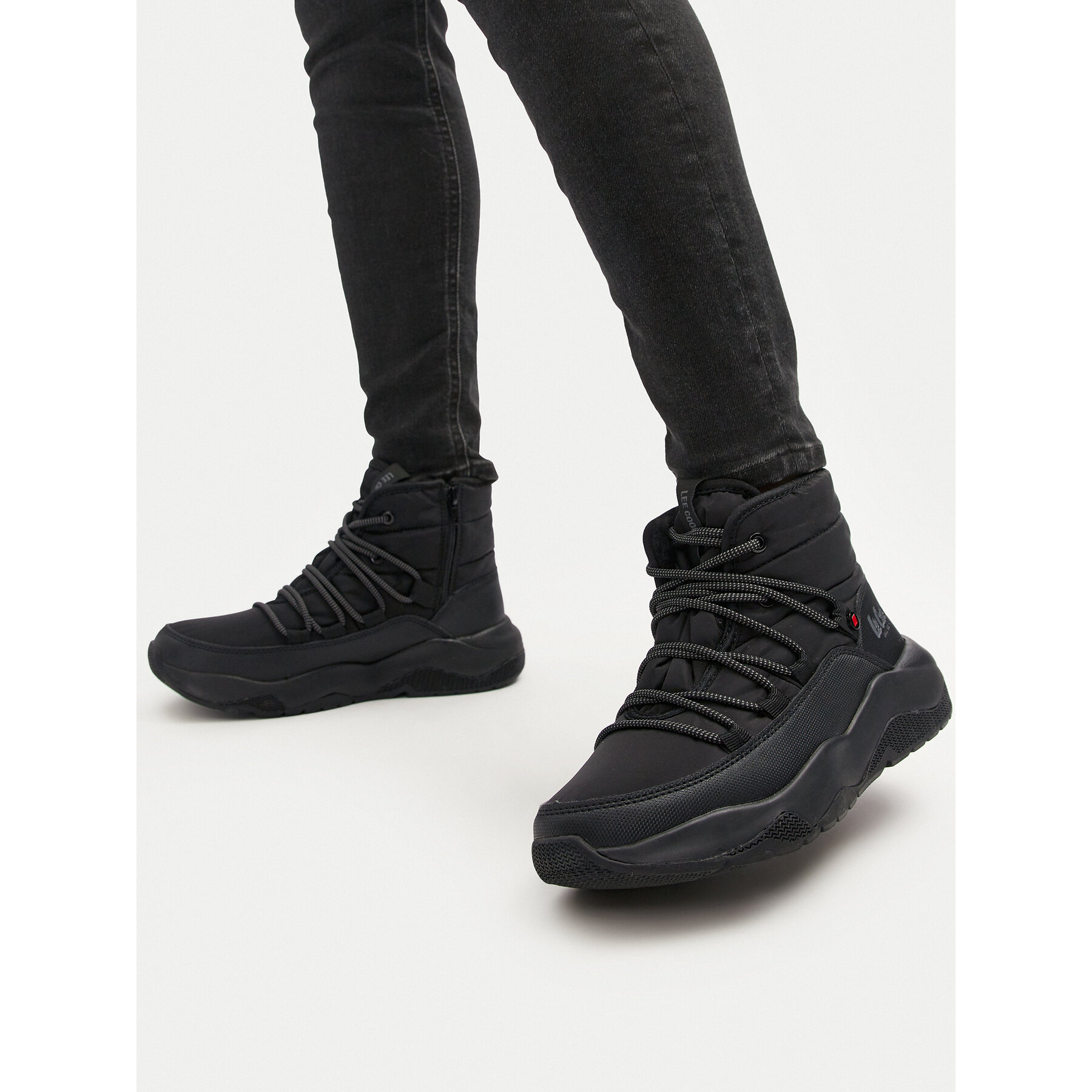 Šnurovacia obuv Lee Cooper LCJ-24-03-3066LA Čierna