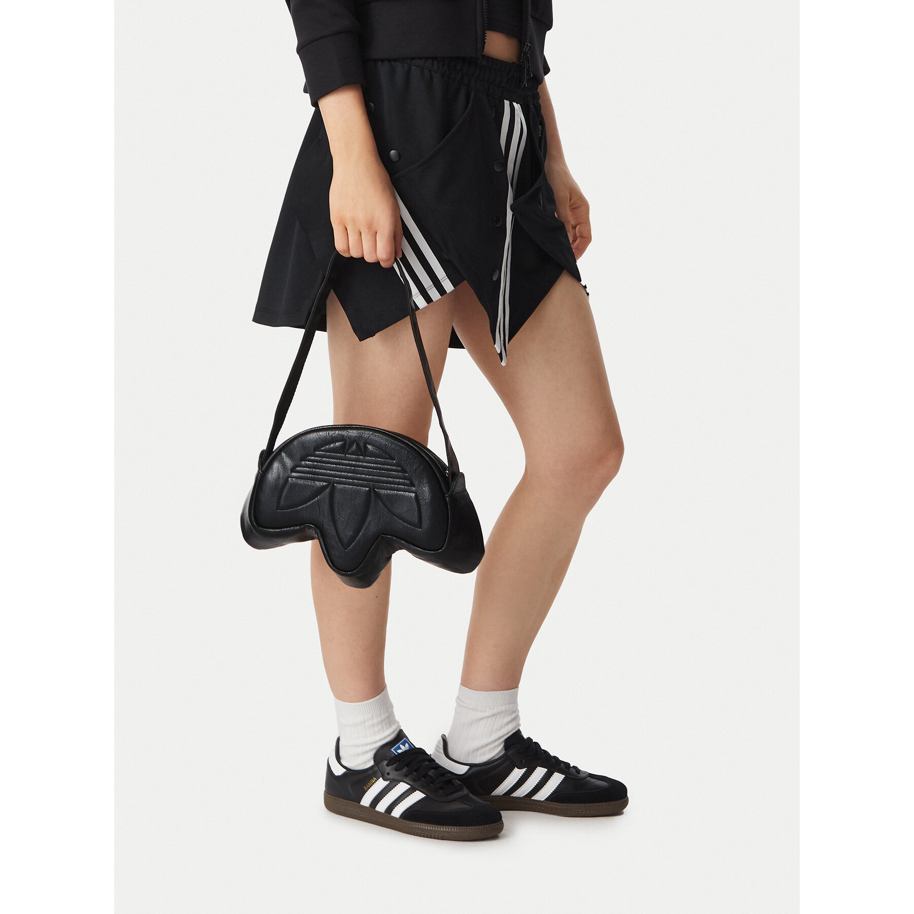 Torbica adidas Trefoil Bag Metallic KR1602 Crna