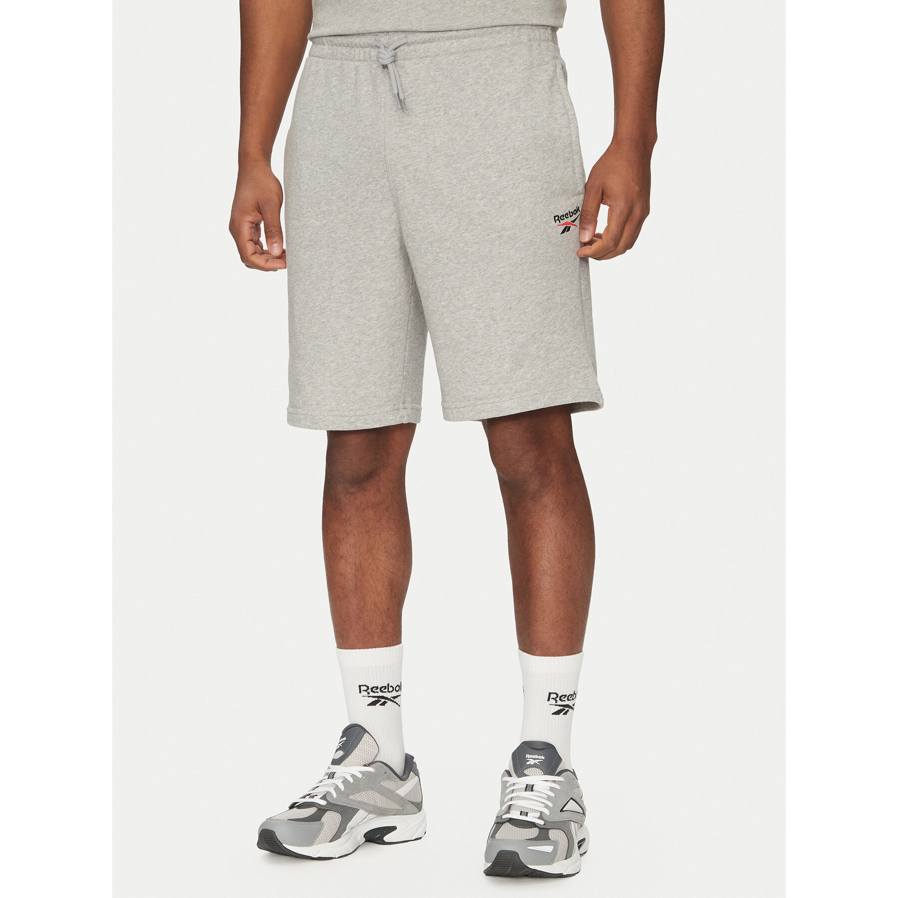 Reebok Sportske kratke hlače 100221793 Siva Regular Fit