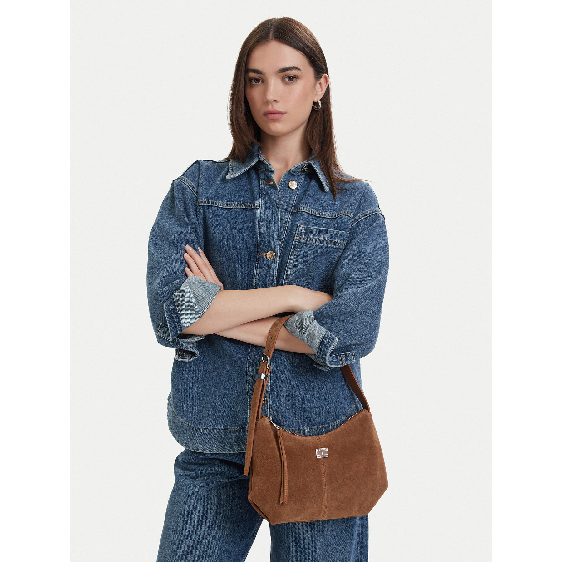 Torbica Tommy Jeans Tjw Slouchy Suede Shoulder Bag AW0AW18859 Smeđa