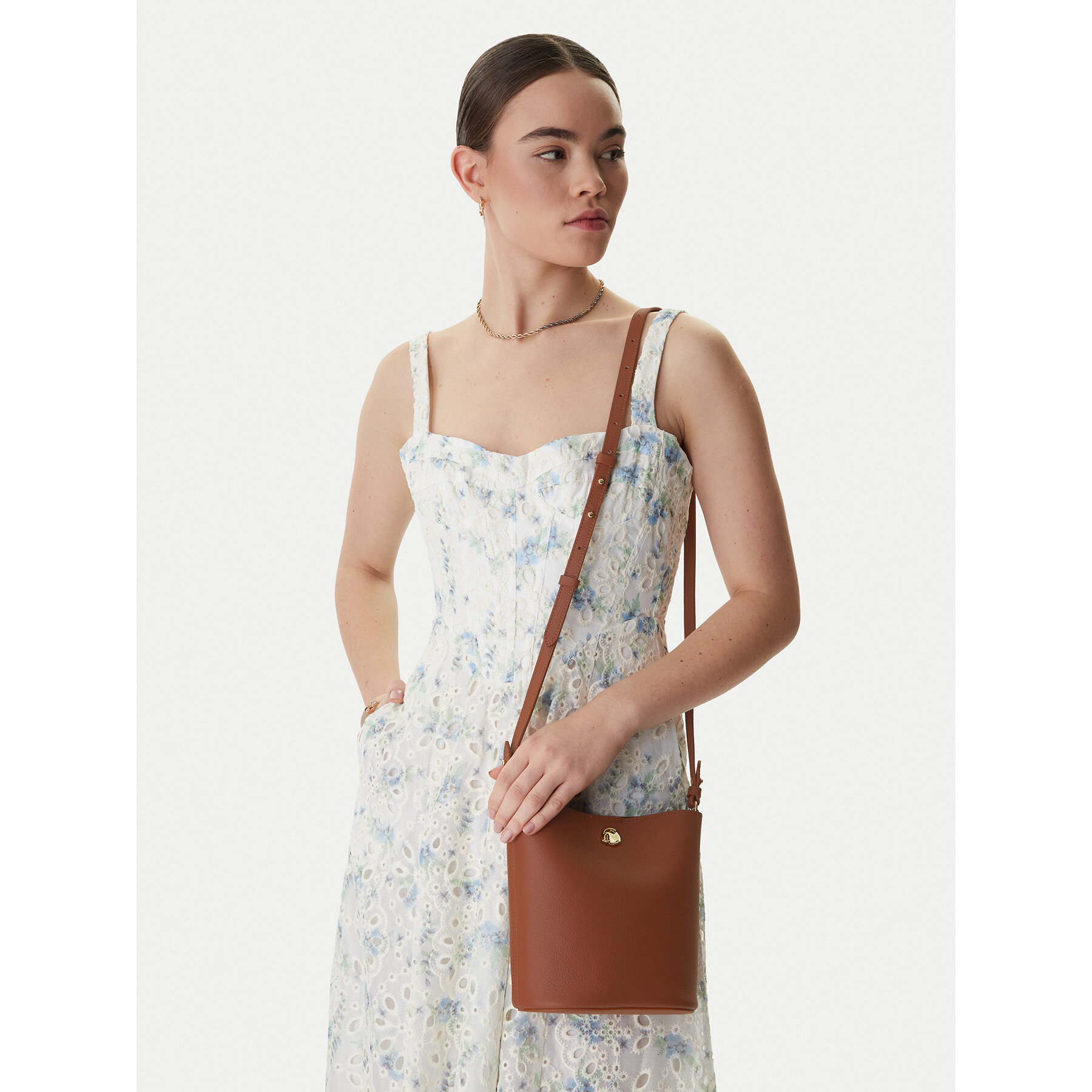 Geantă Coccinelle Coccinelle Nikla E5 TOA 63 01 01 Maro