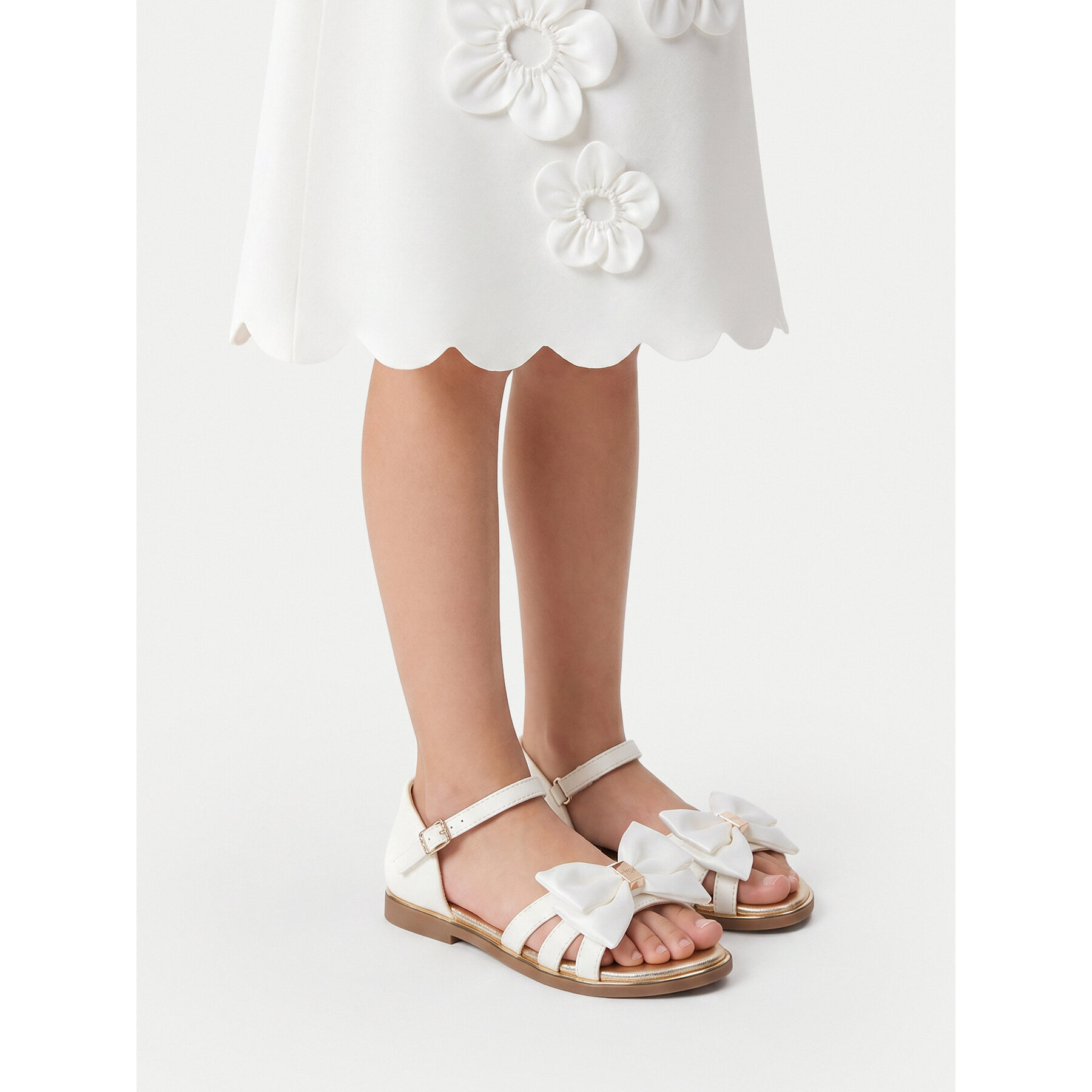 Sandále Guess CEO-CS6300-12 Biela