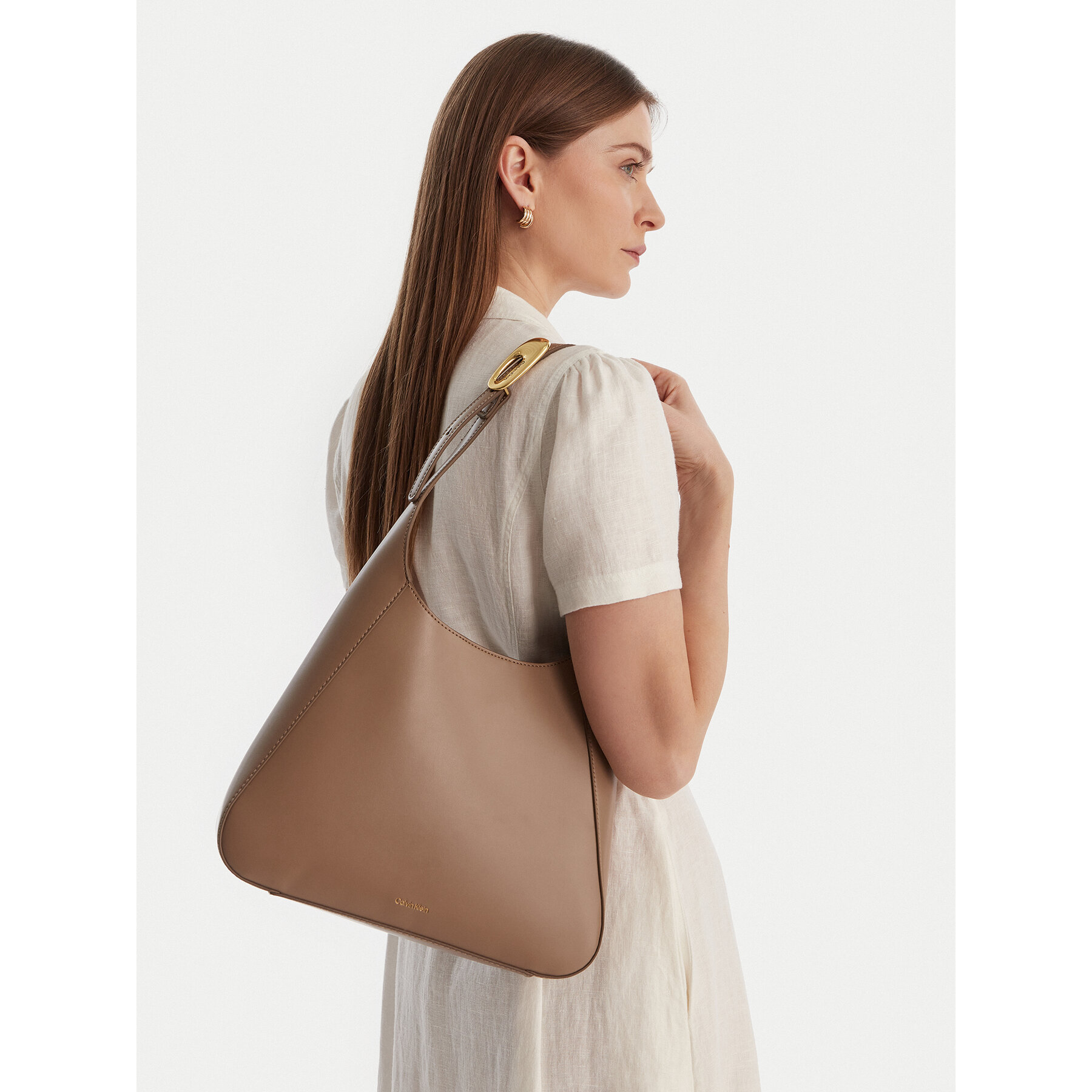 Дамска чанта Calvin Klein Hardware Adj Strap Medium Bag LV04F3402G Бежов