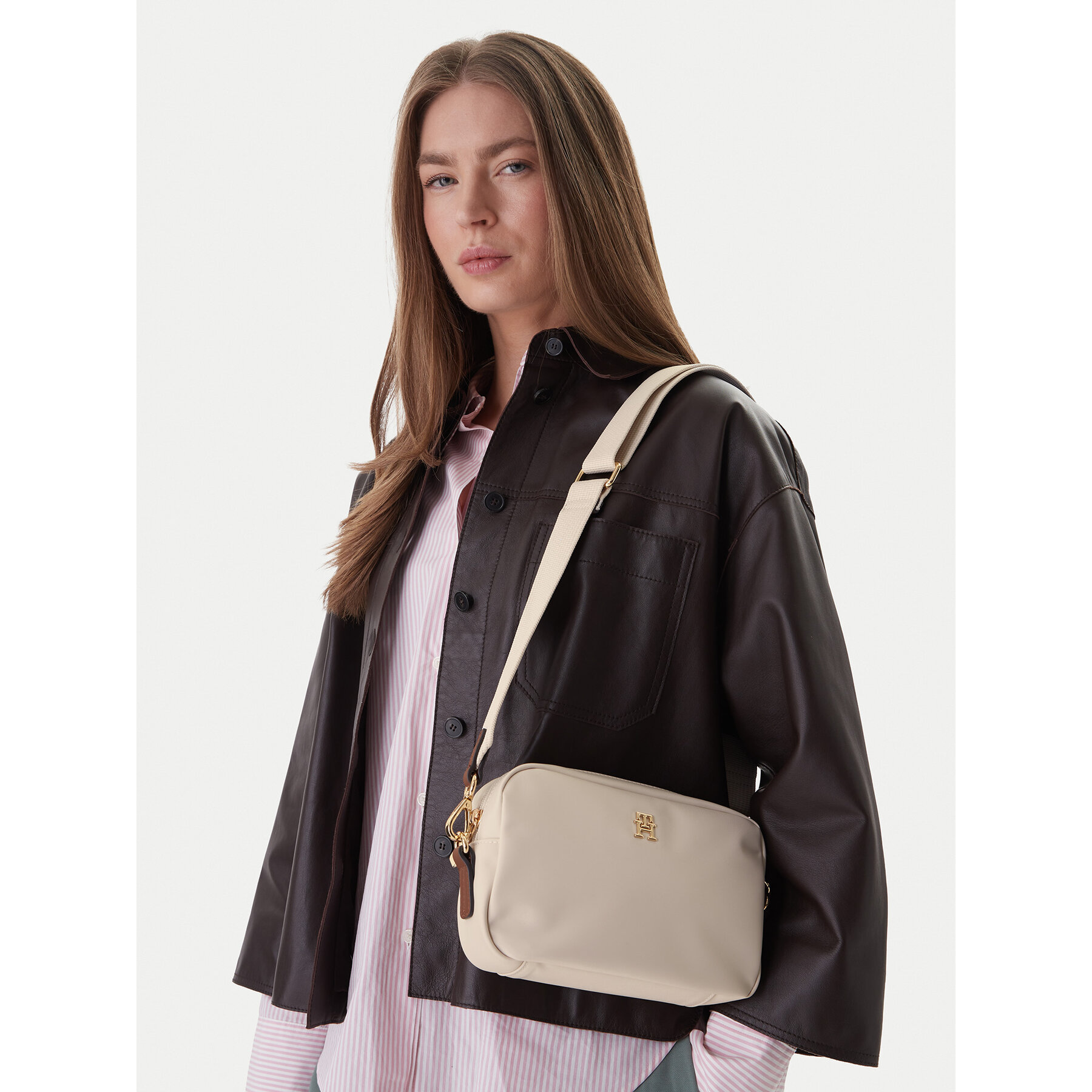 Kabelka Tommy Hilfiger Popette Camera Bag AW0AW17704 Béžová
