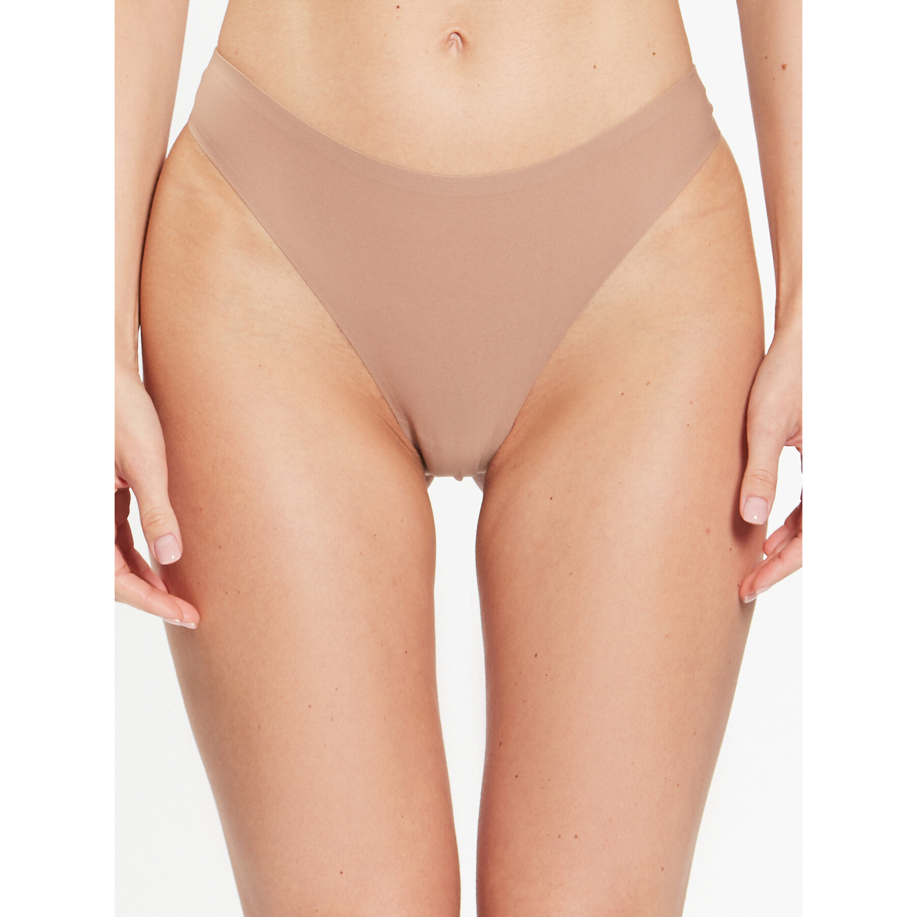 Chantelle Tanga Soft Stretch C26490 Barna